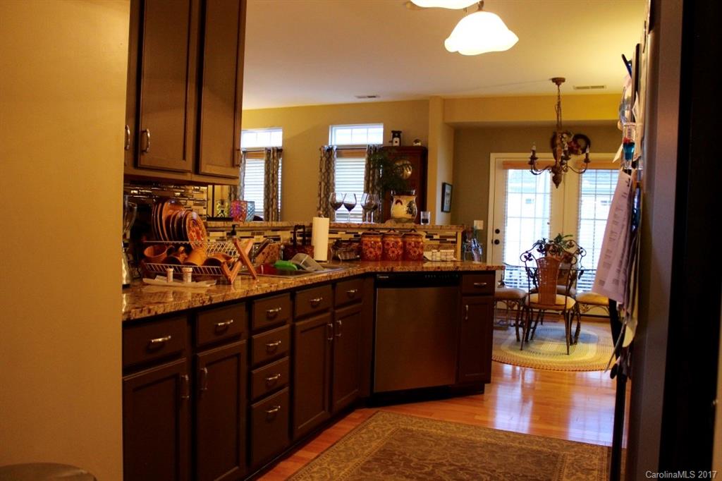 Autumn Cove At Lake Wylie - Residential