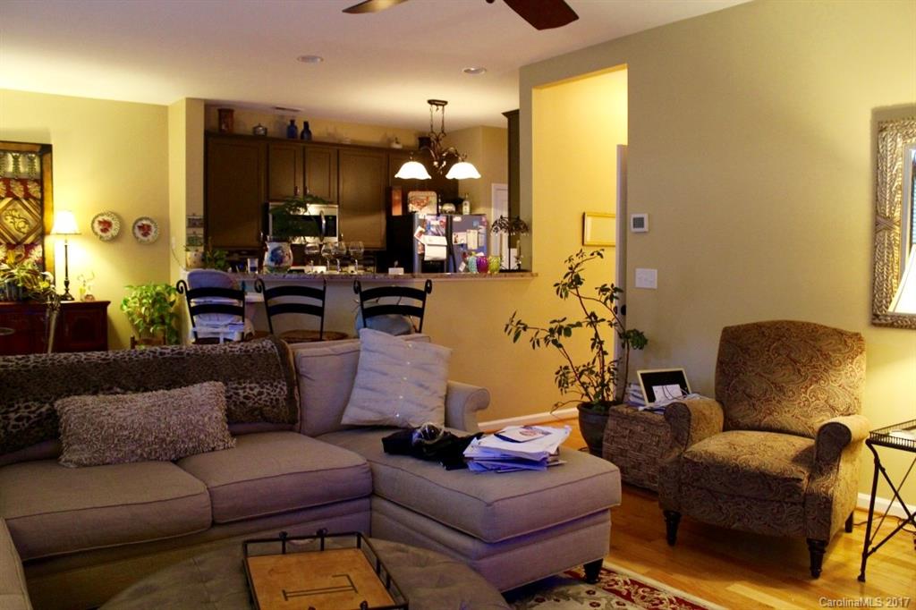 Autumn Cove At Lake Wylie - Residential