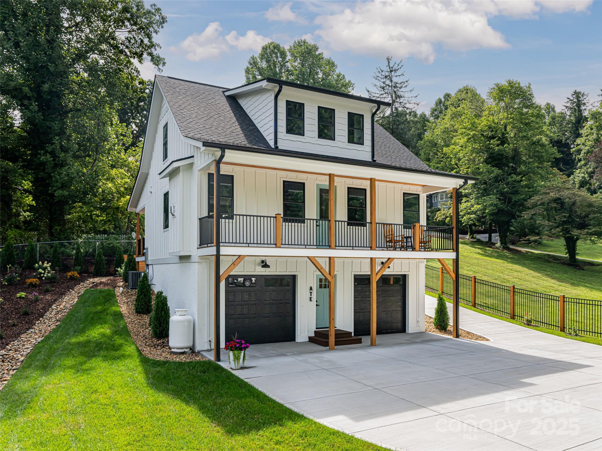 8 Craven Hill Circle