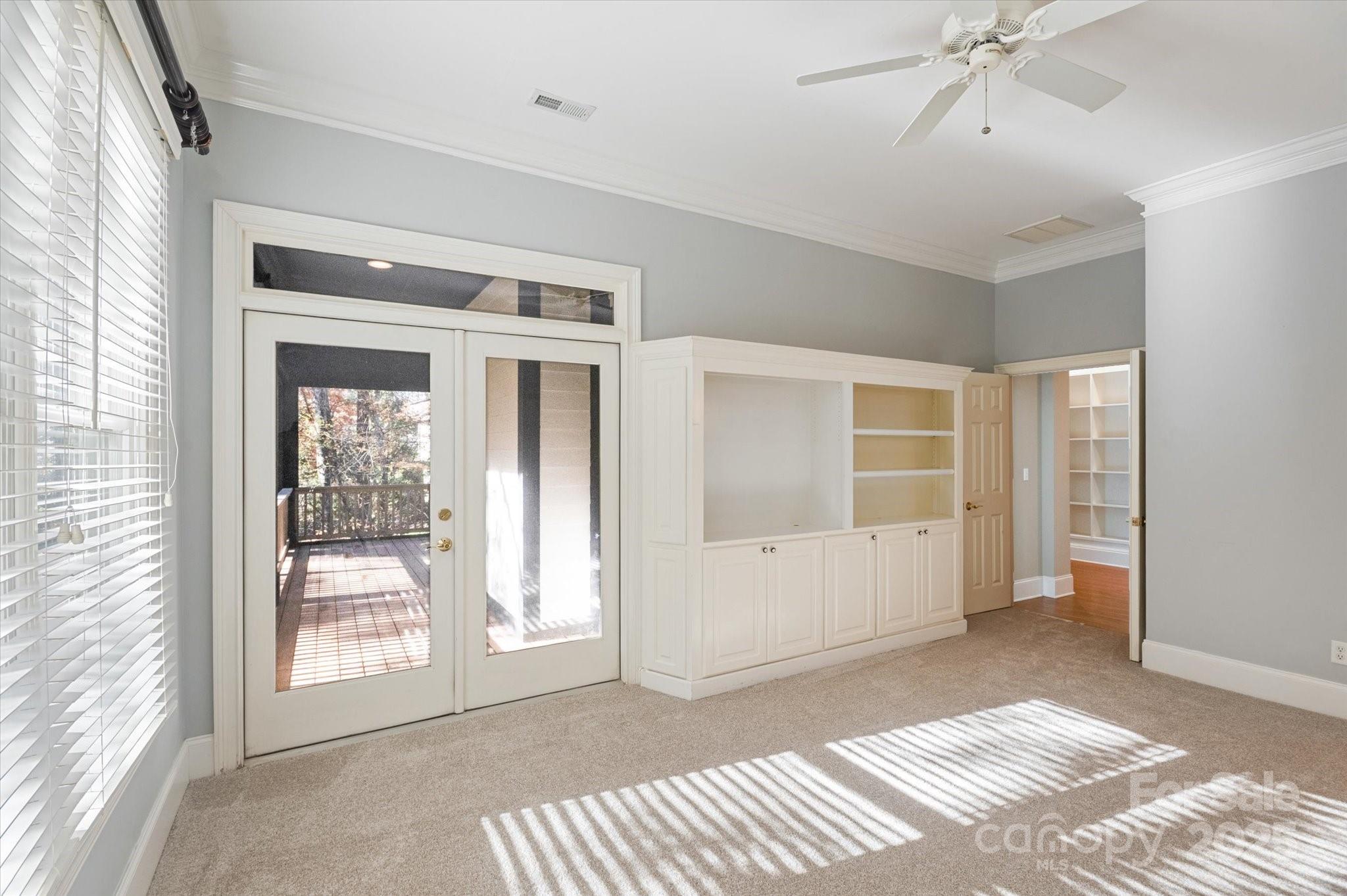 Straus Park - Residential