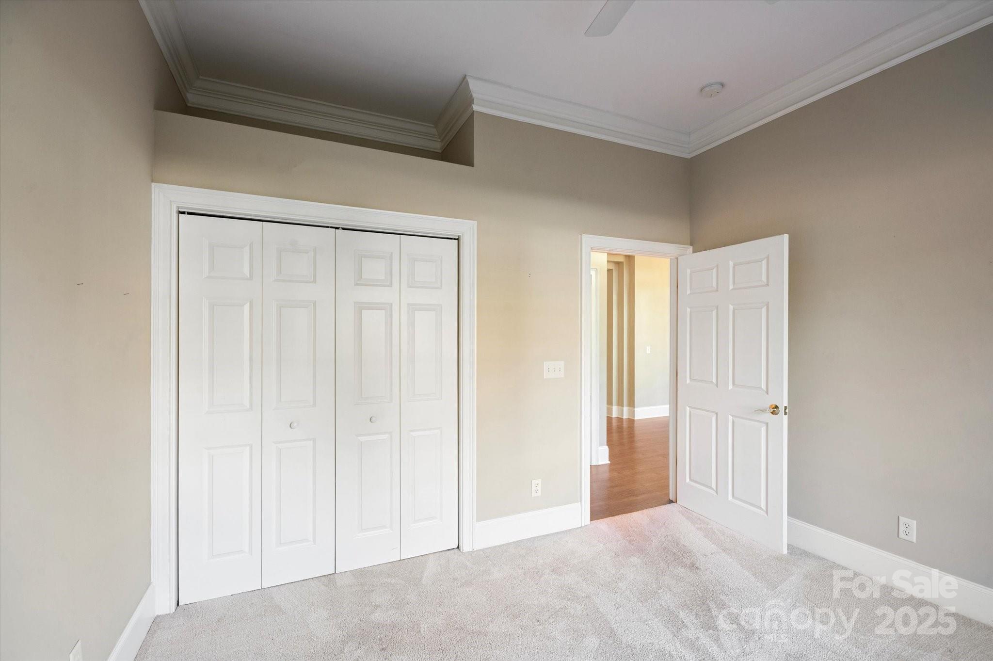 Straus Park - Residential
