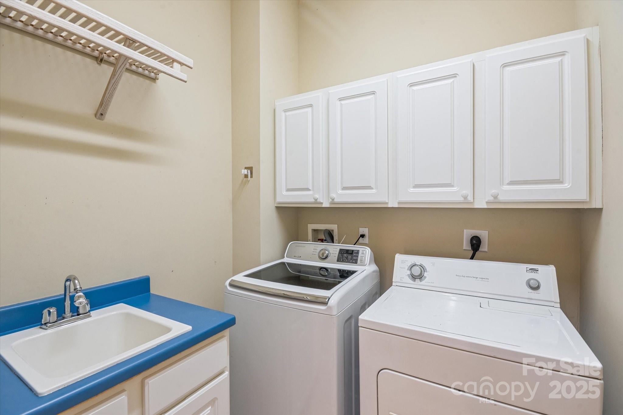 Straus Park - Residential