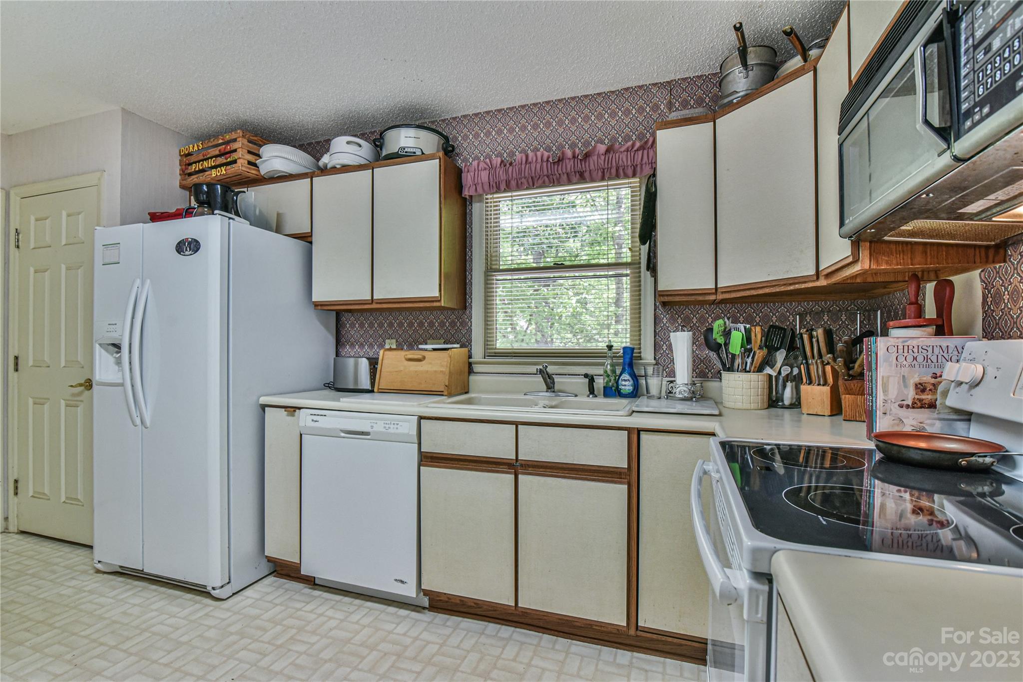 The Village At Averys Creek - Residential