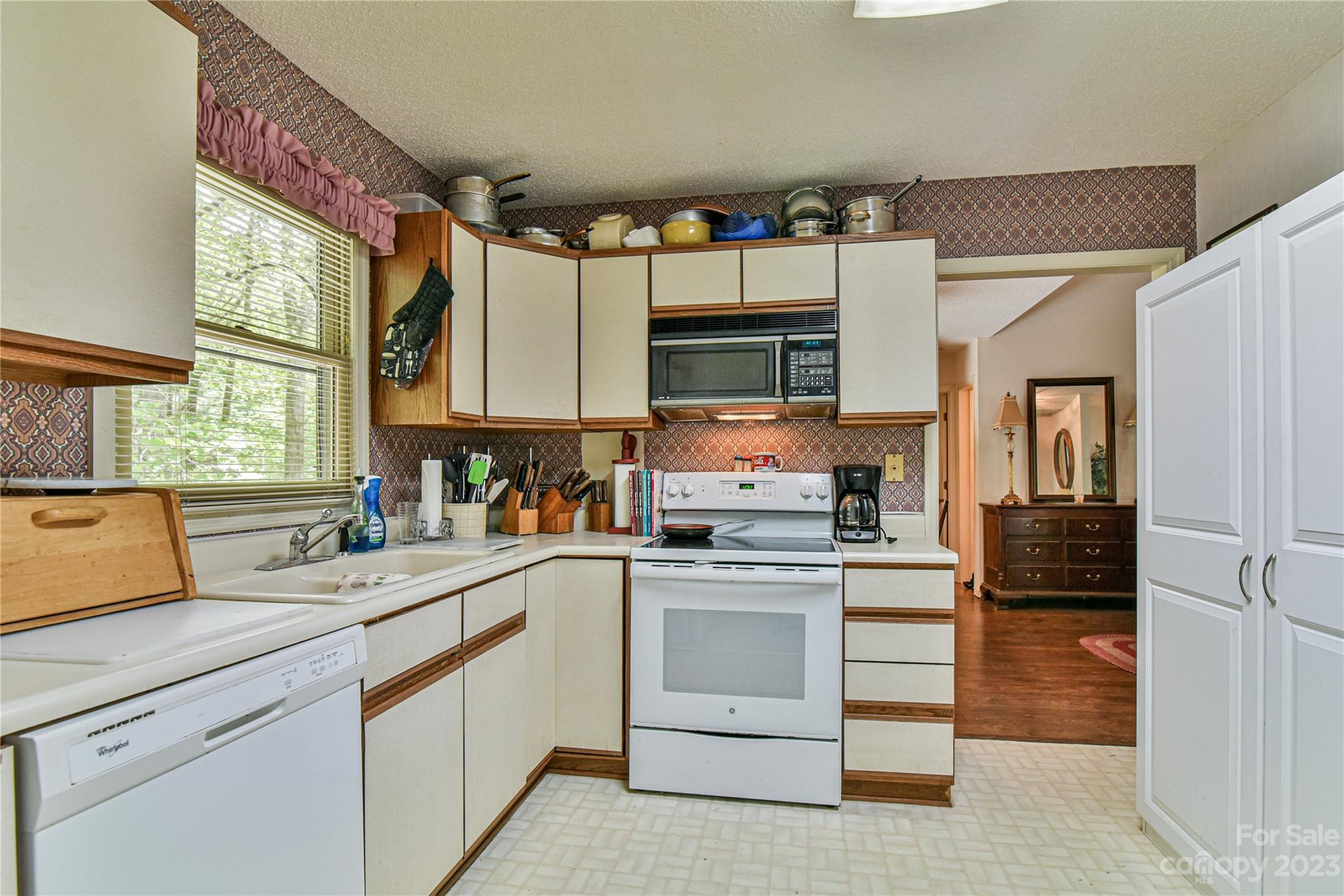 The Village At Averys Creek - Residential