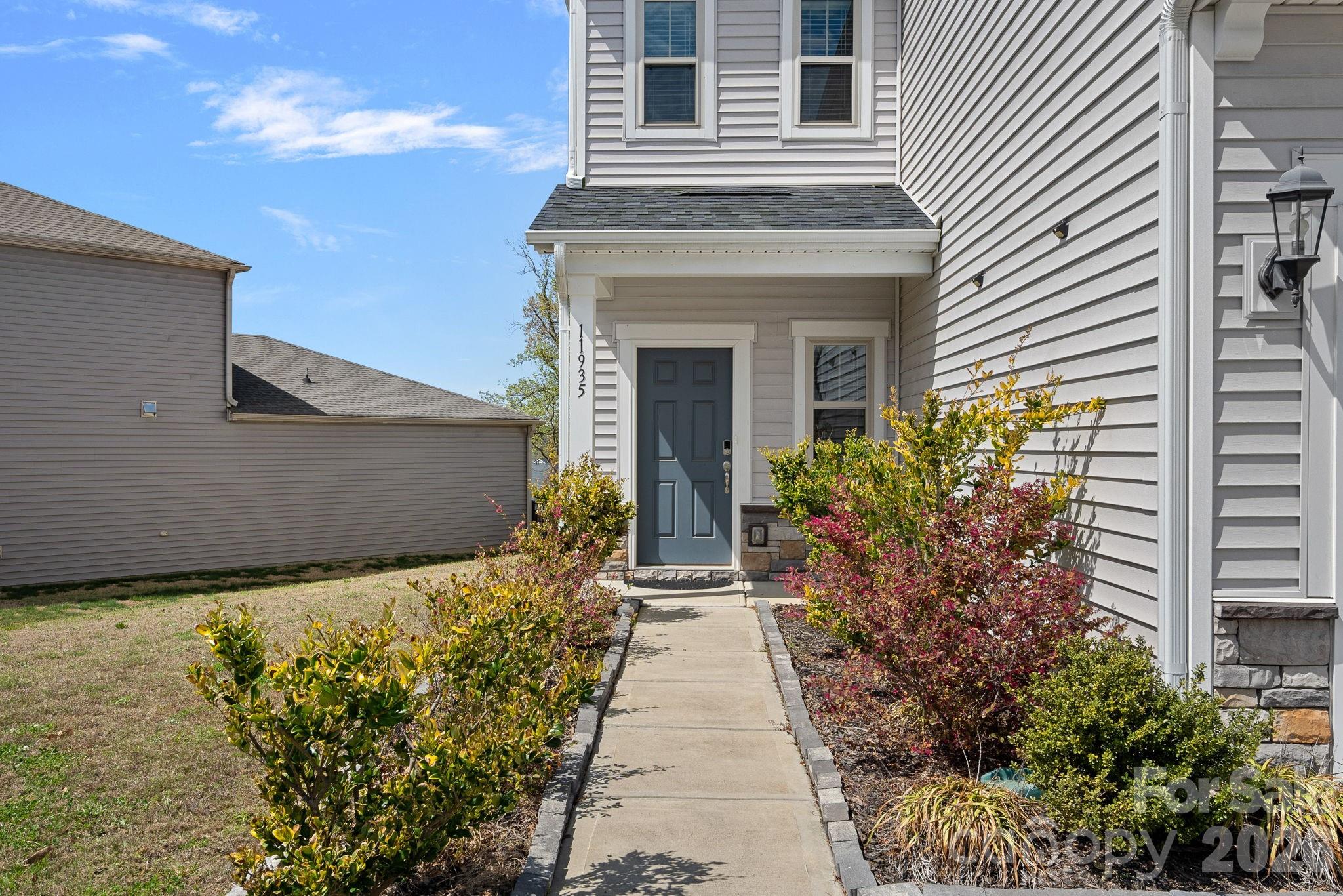 Larkhaven Hills - Residential