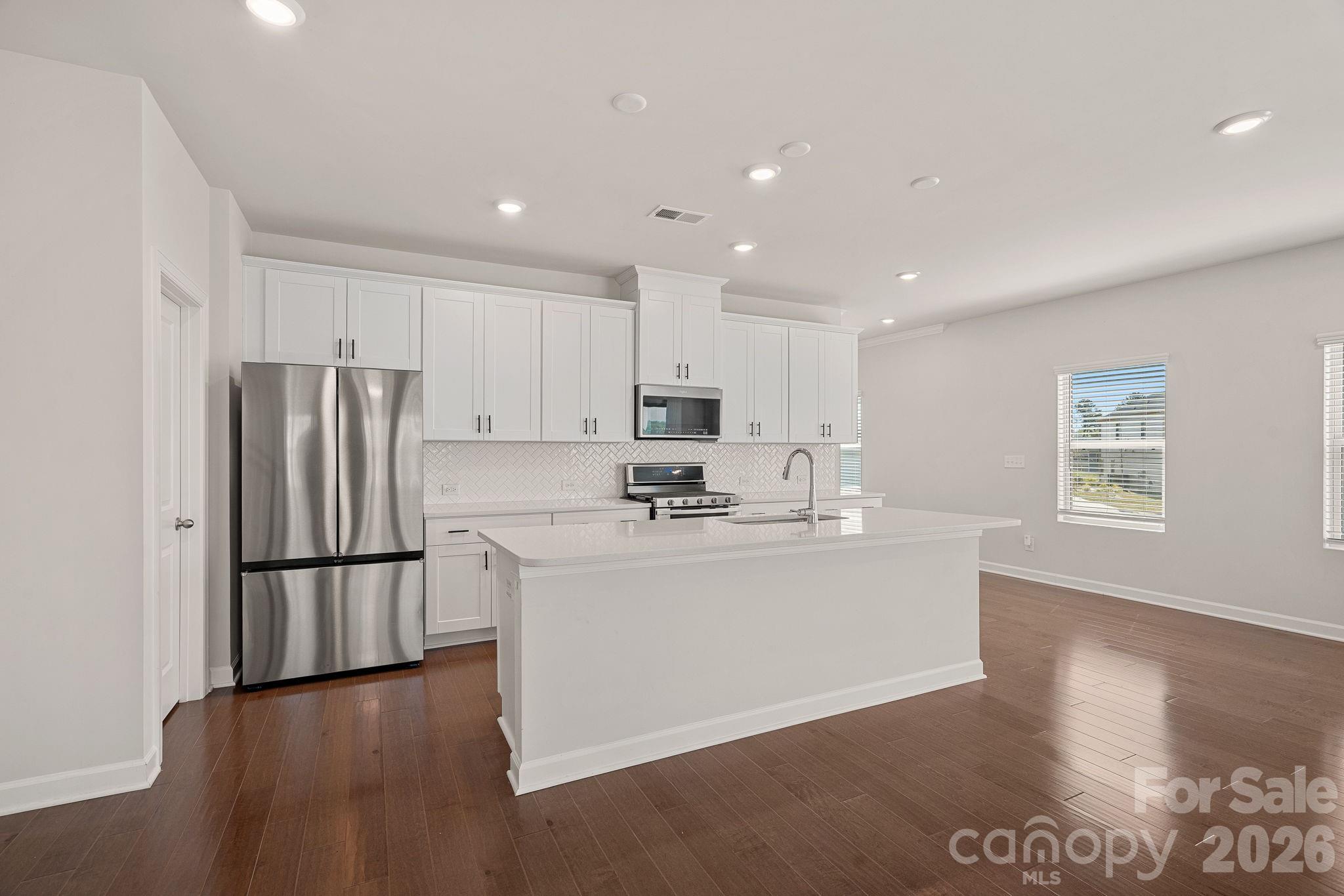 Larkhaven Hills - Residential