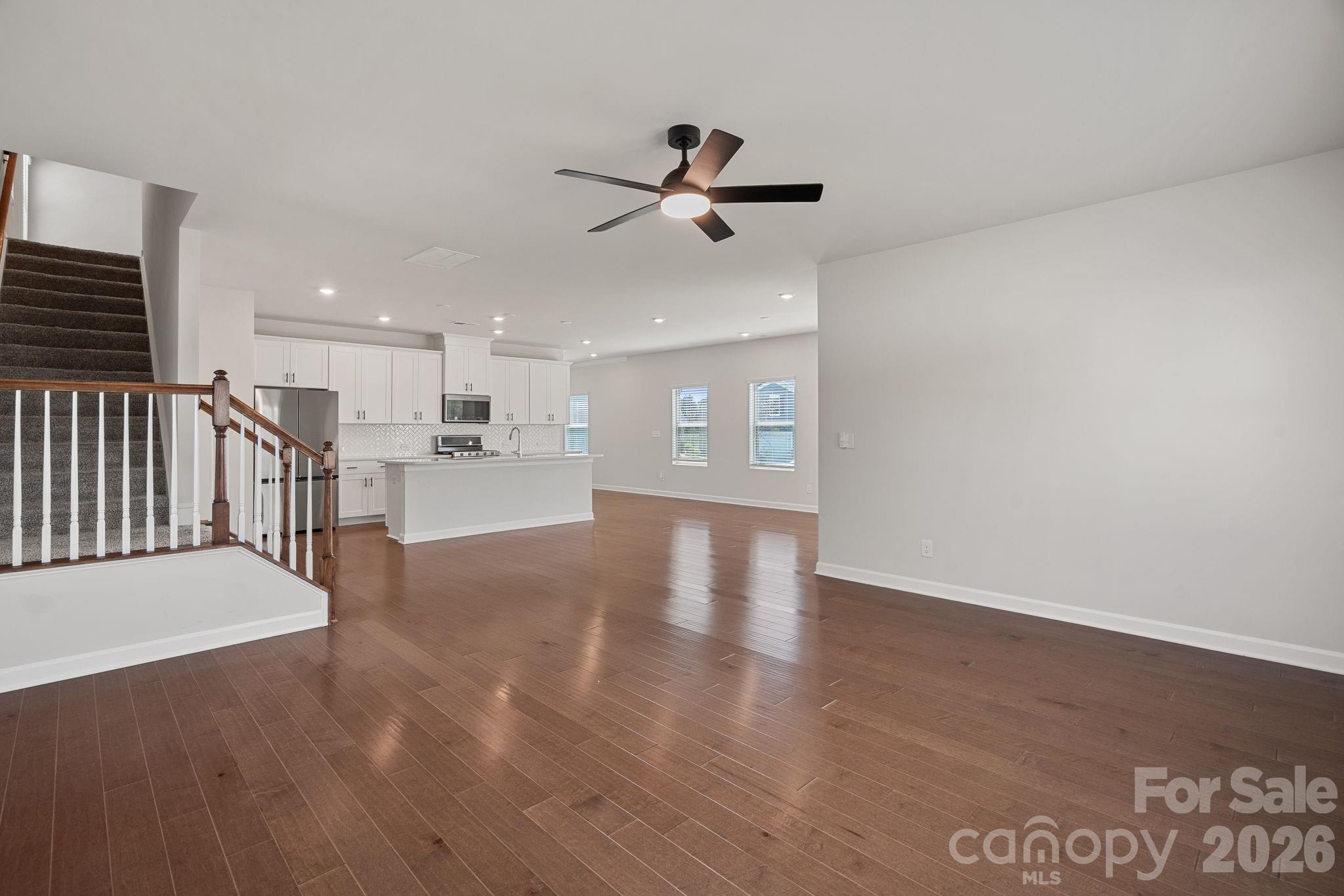 Larkhaven Hills - Residential