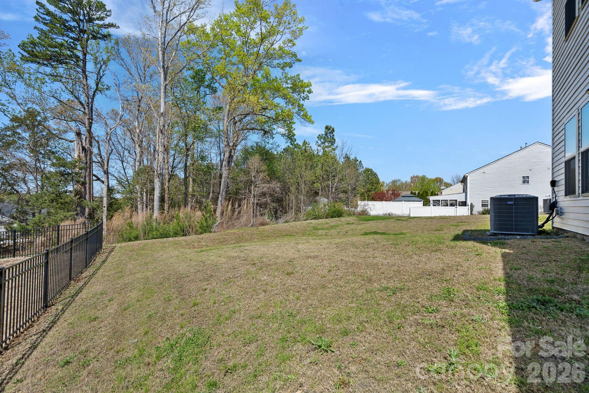 Larkhaven Hills - Residential