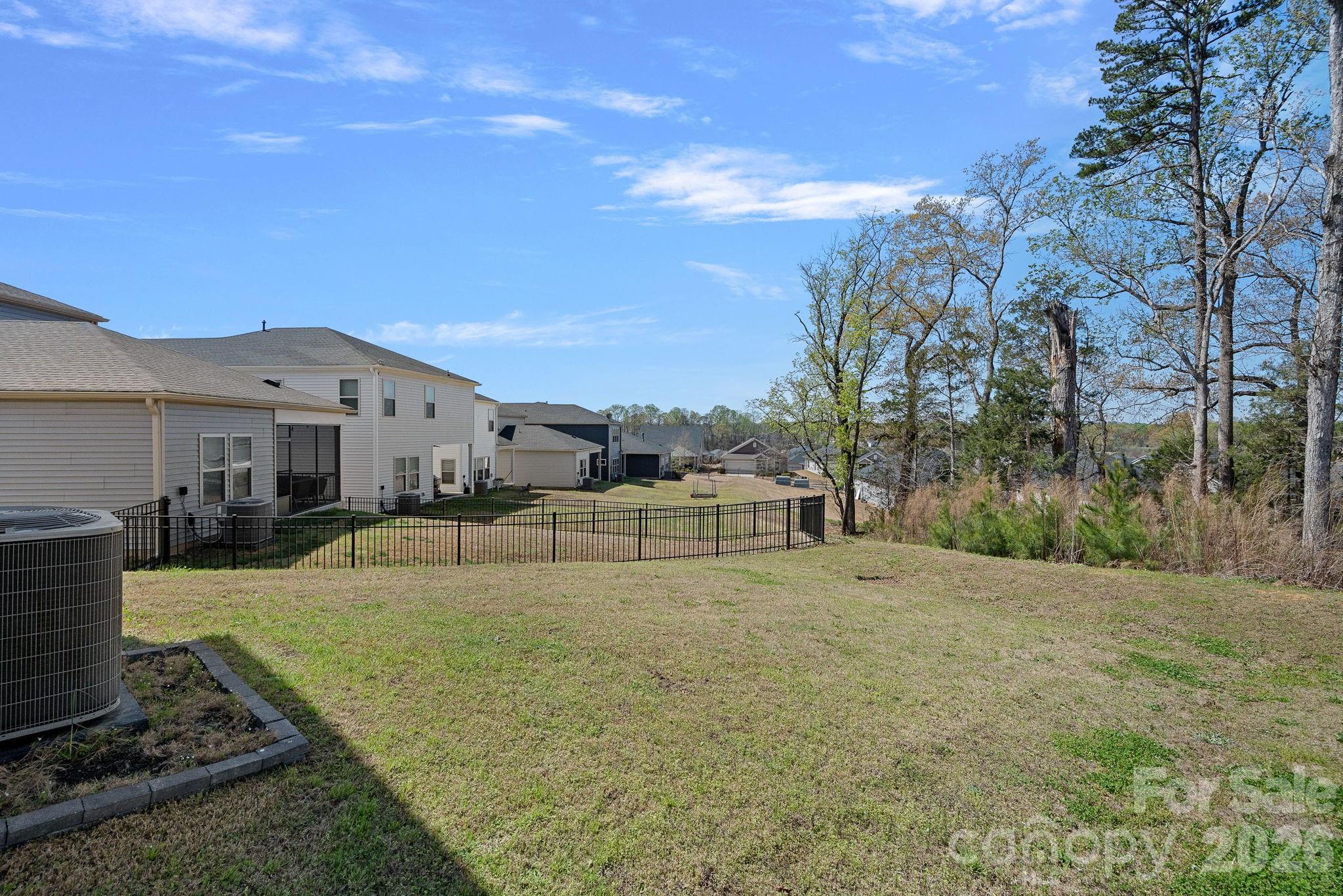 Larkhaven Hills - Residential