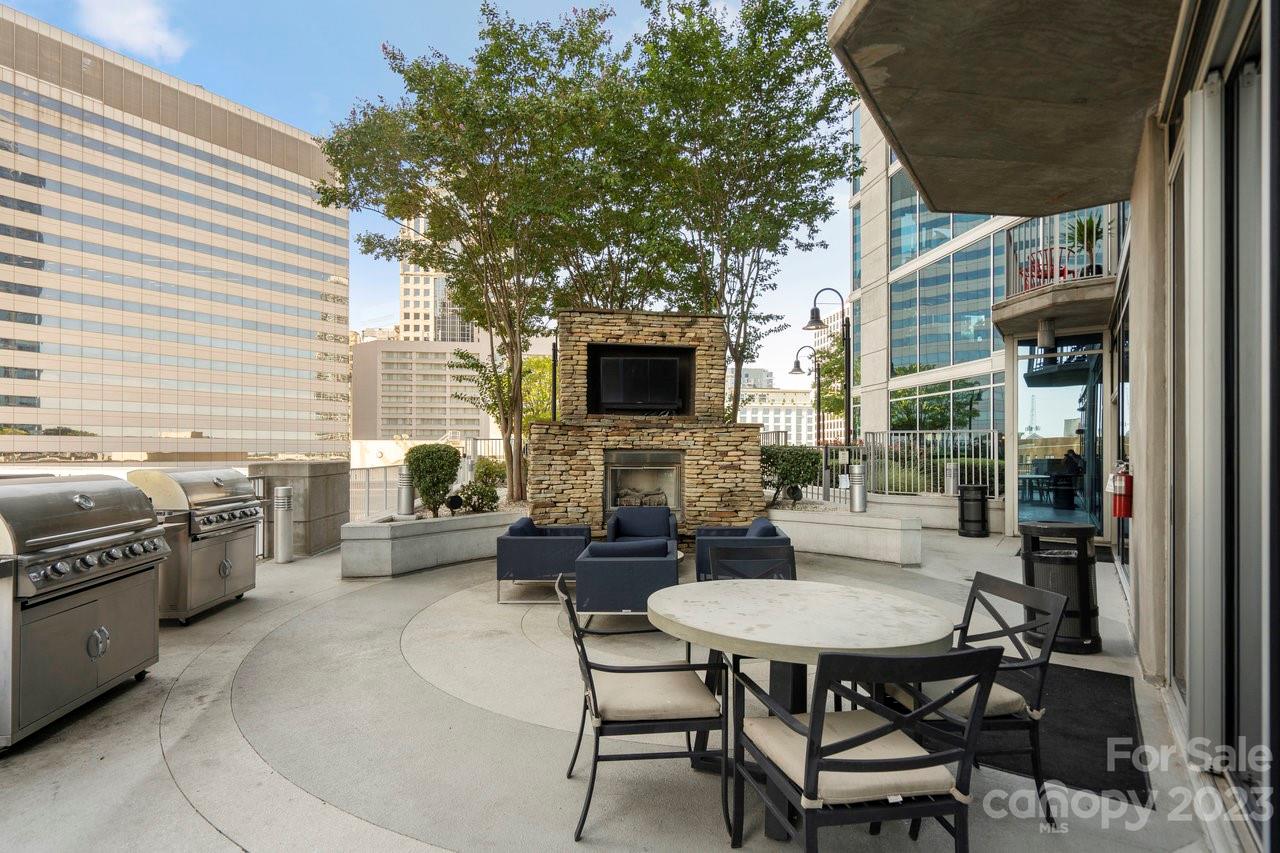 Avenue Condominiums - Residential