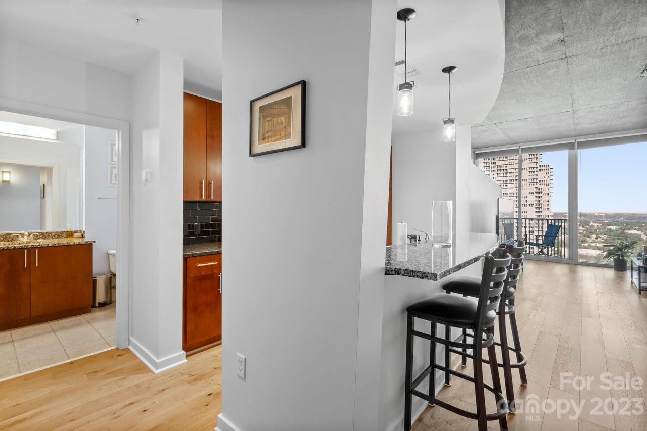 Avenue Condominiums - Residential