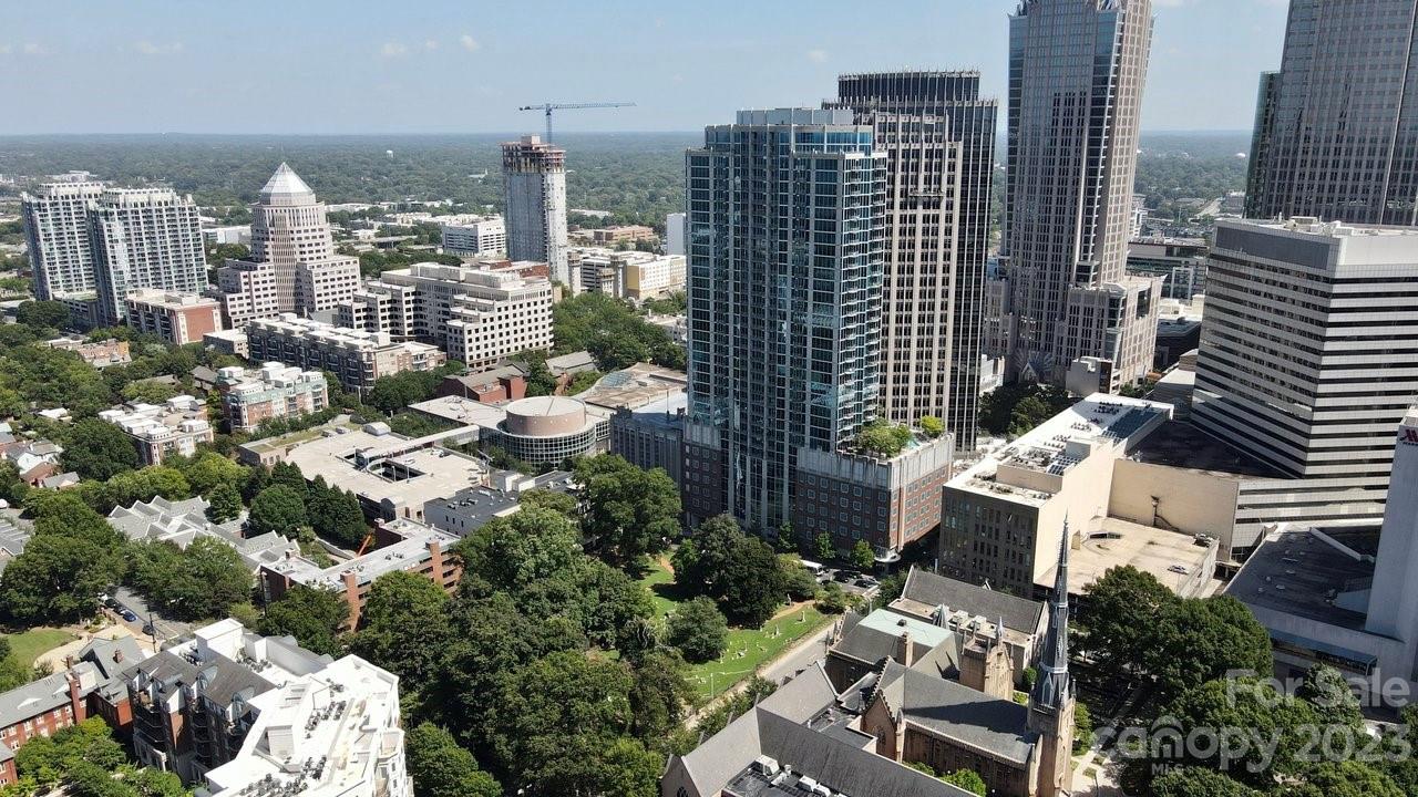 Avenue Condominiums - Residential