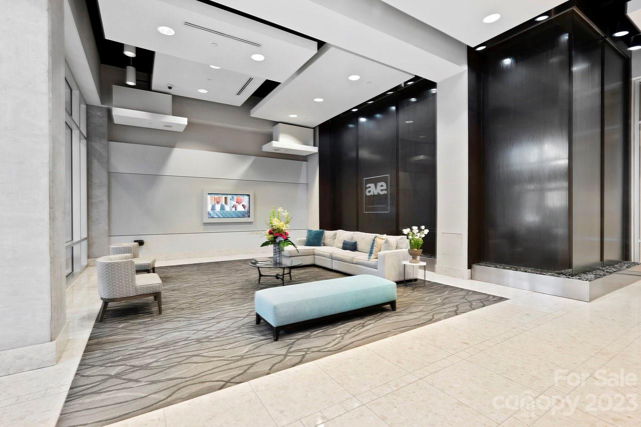 Avenue Condominiums - Residential