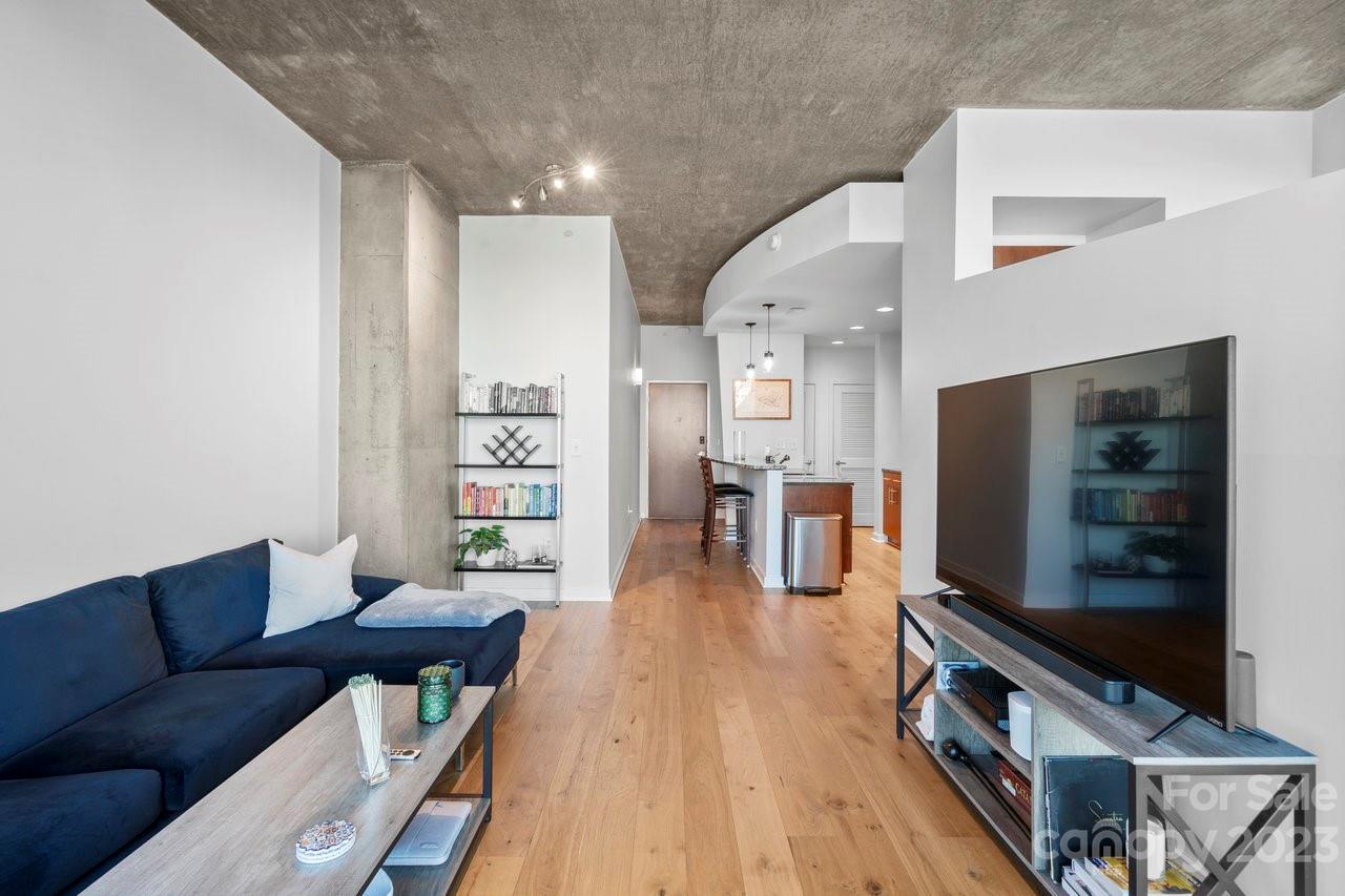 Avenue Condominiums - Residential