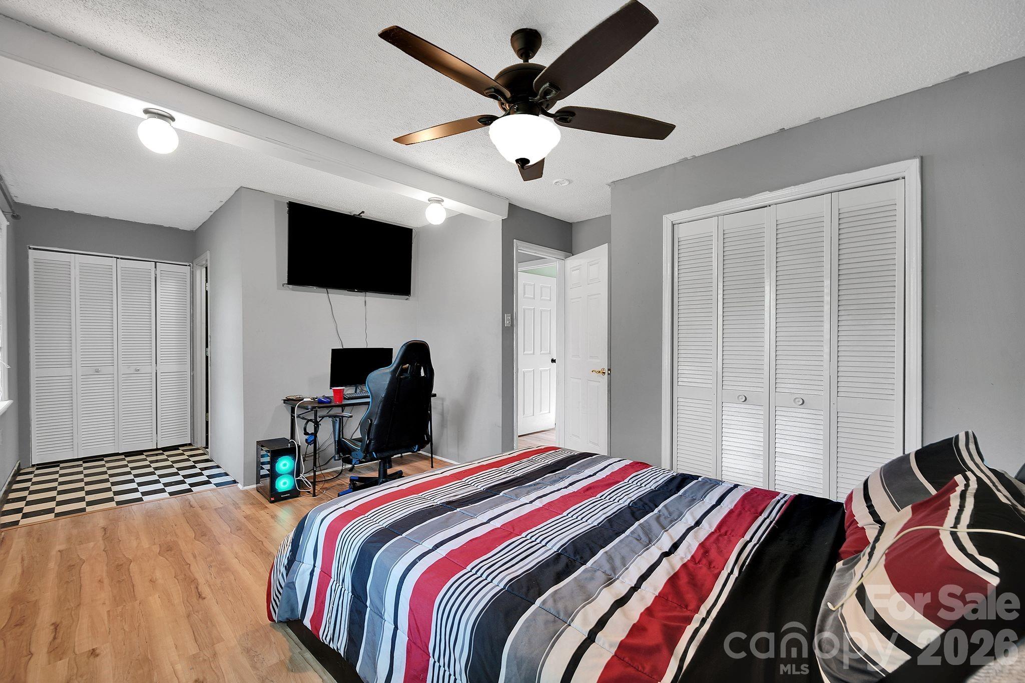 Russell Farms - Residential