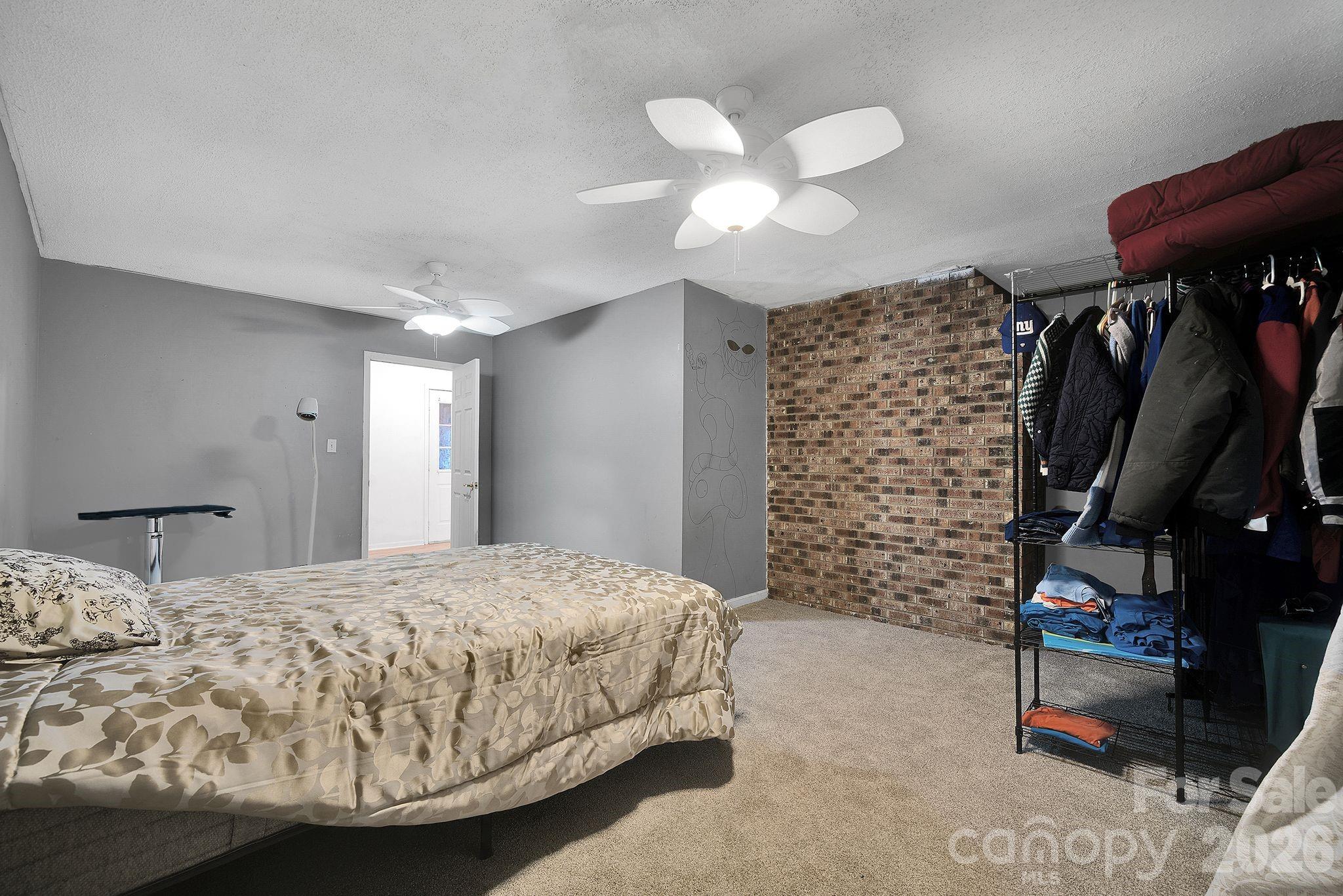 Russell Farms - Residential