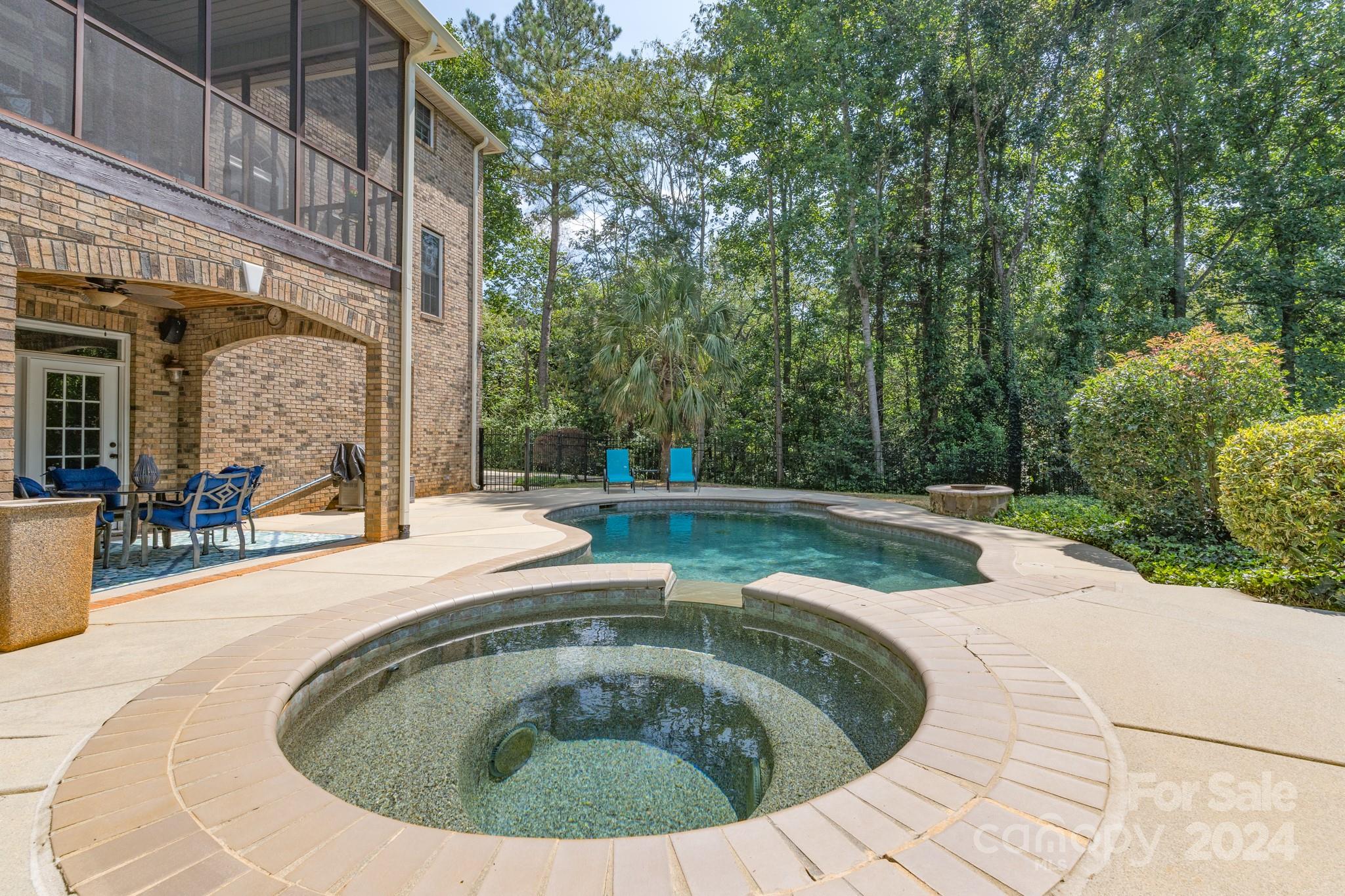 Huntington - Residential