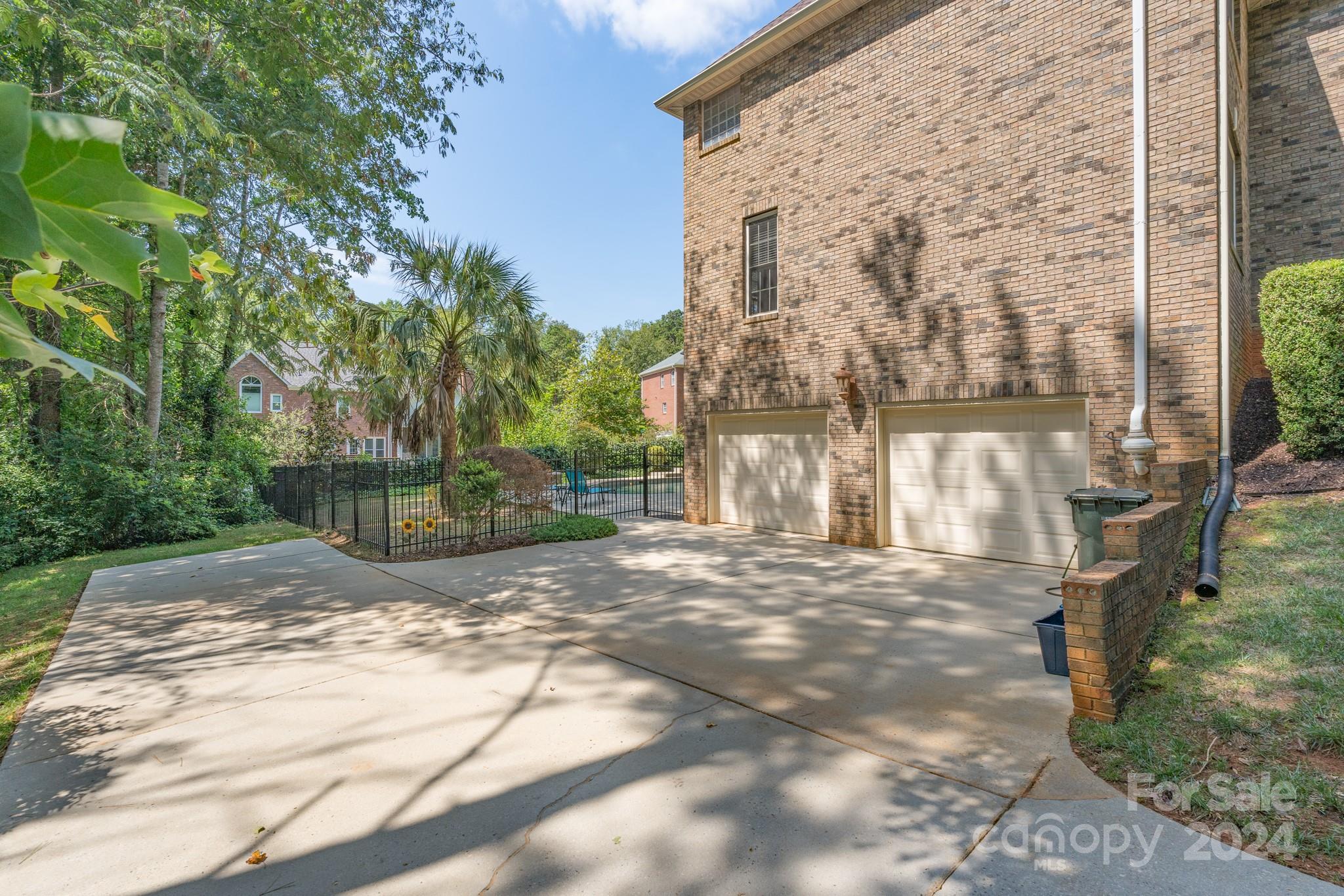 Huntington - Residential