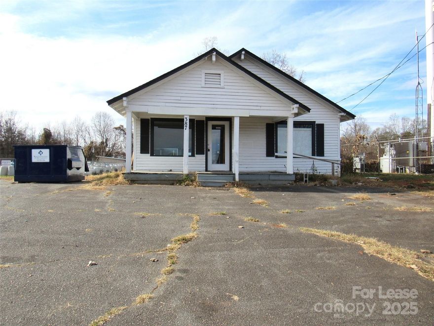 For Rent – Commercial Space in Prime High-Traffic Location! Discover the perfect spot for your business with this versatile 1,159 sq ft commercial property, situated in a high-traffic area with excellent visibility. Located directly across from the popular Rails-to-Trails walking and biking path, this space benefits from constant foot and vehicle traffic throughout the day. Inside, you'll find 1 half bath, a reception area, and four multi-purpose rooms ideal for offices, treatment rooms, retail space, or creative work areas. With its flexible layout and unbeatable location, this property is well-suited for professional services, retail, wellness businesses, or a boutique-style setup.