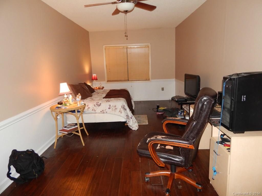 Wood Ridge - Residential