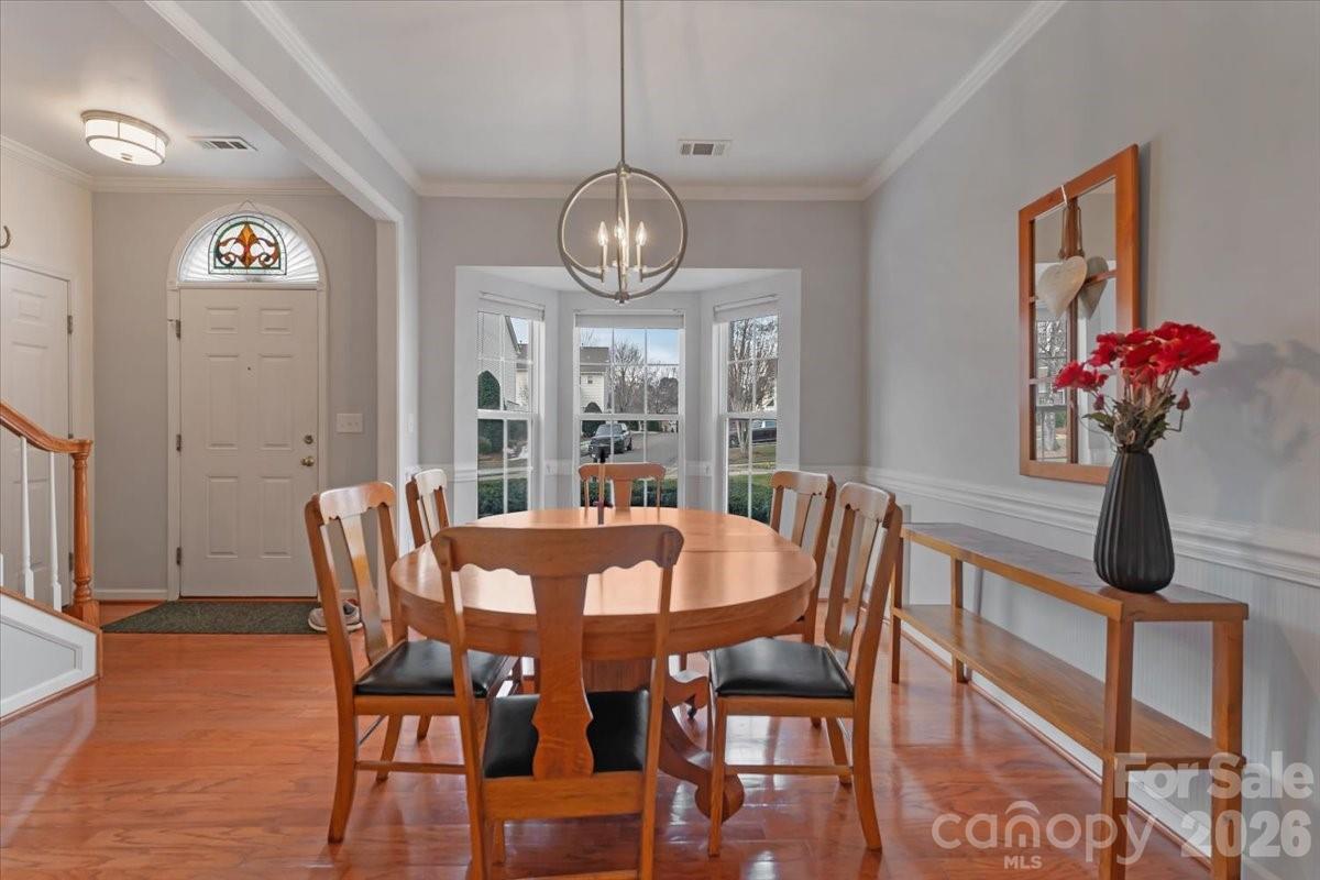 7948 Mariners Pointe Circle