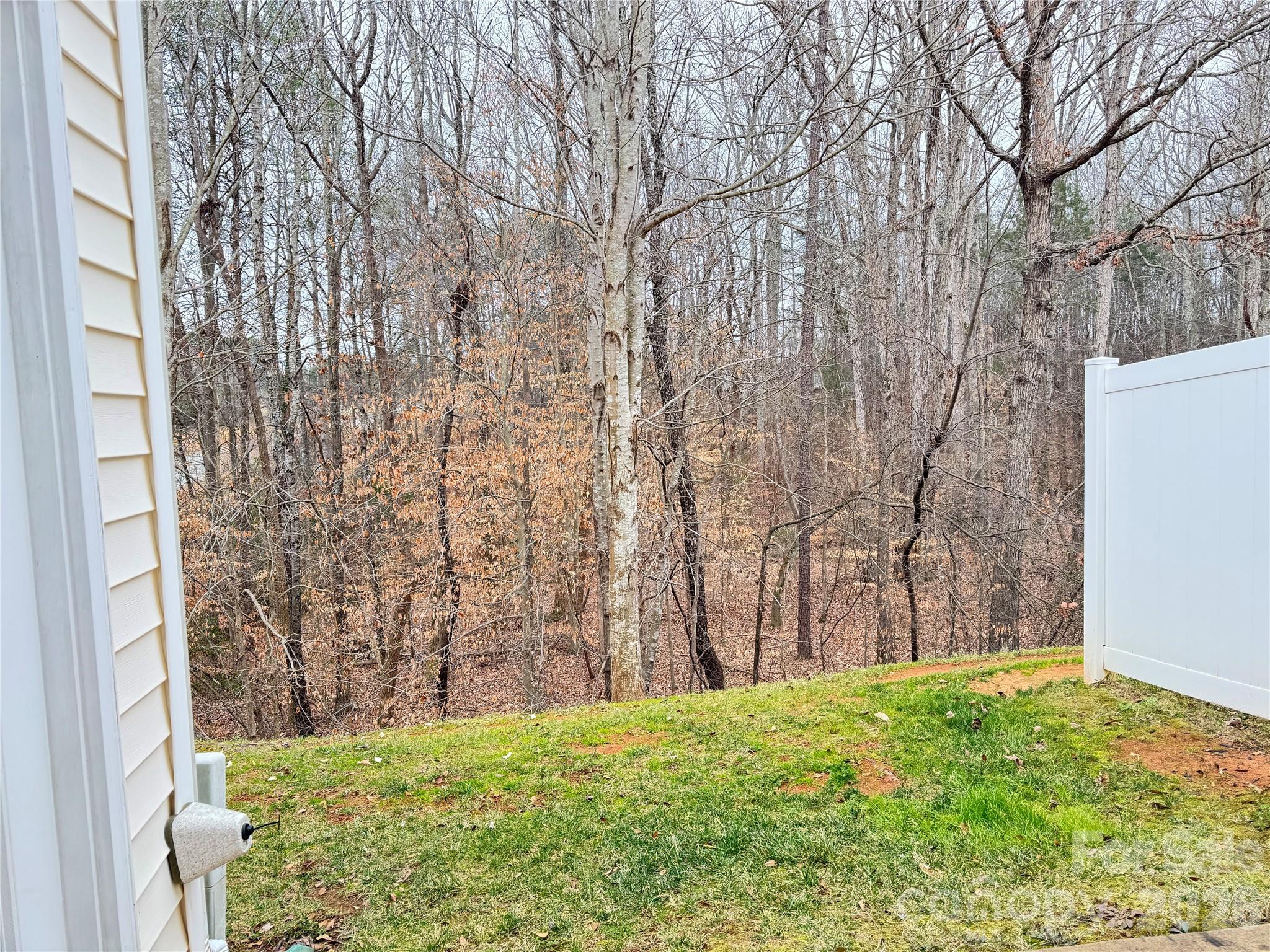 7948 Mariners Pointe Circle