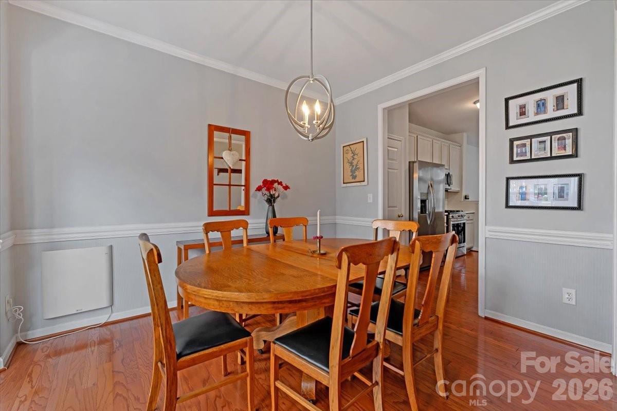 7948 Mariners Pointe Circle