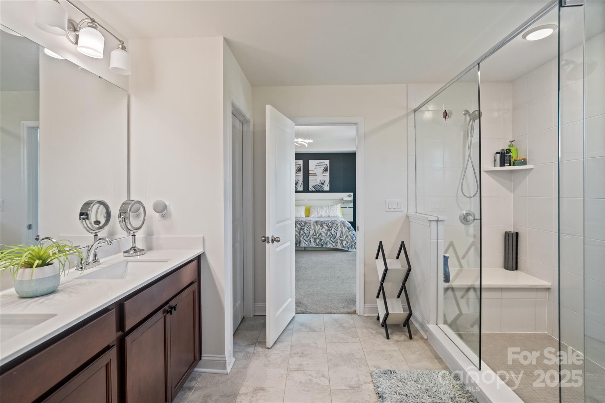 Paddlers Cove - Residential