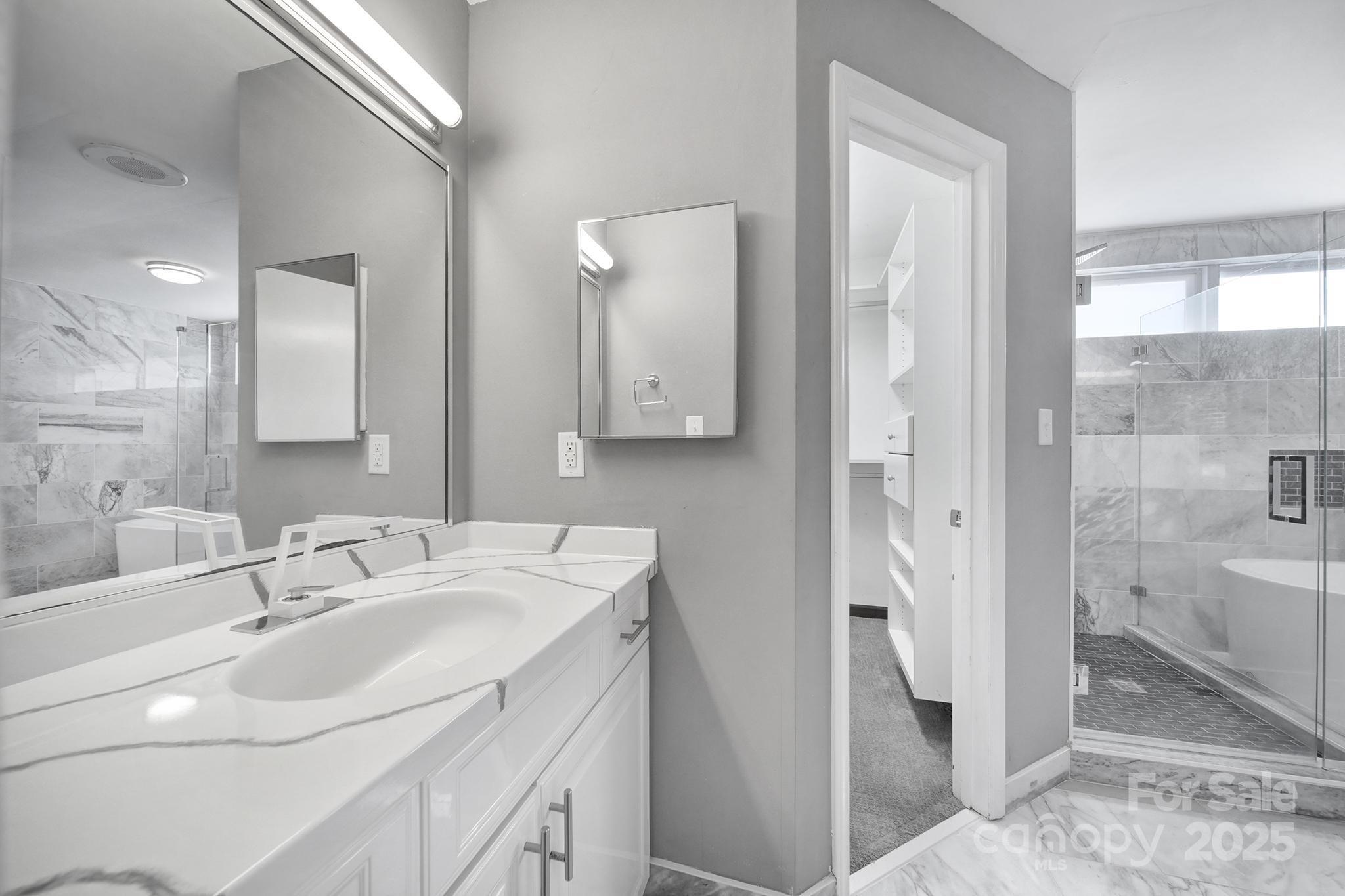 Tega Cay - Residential