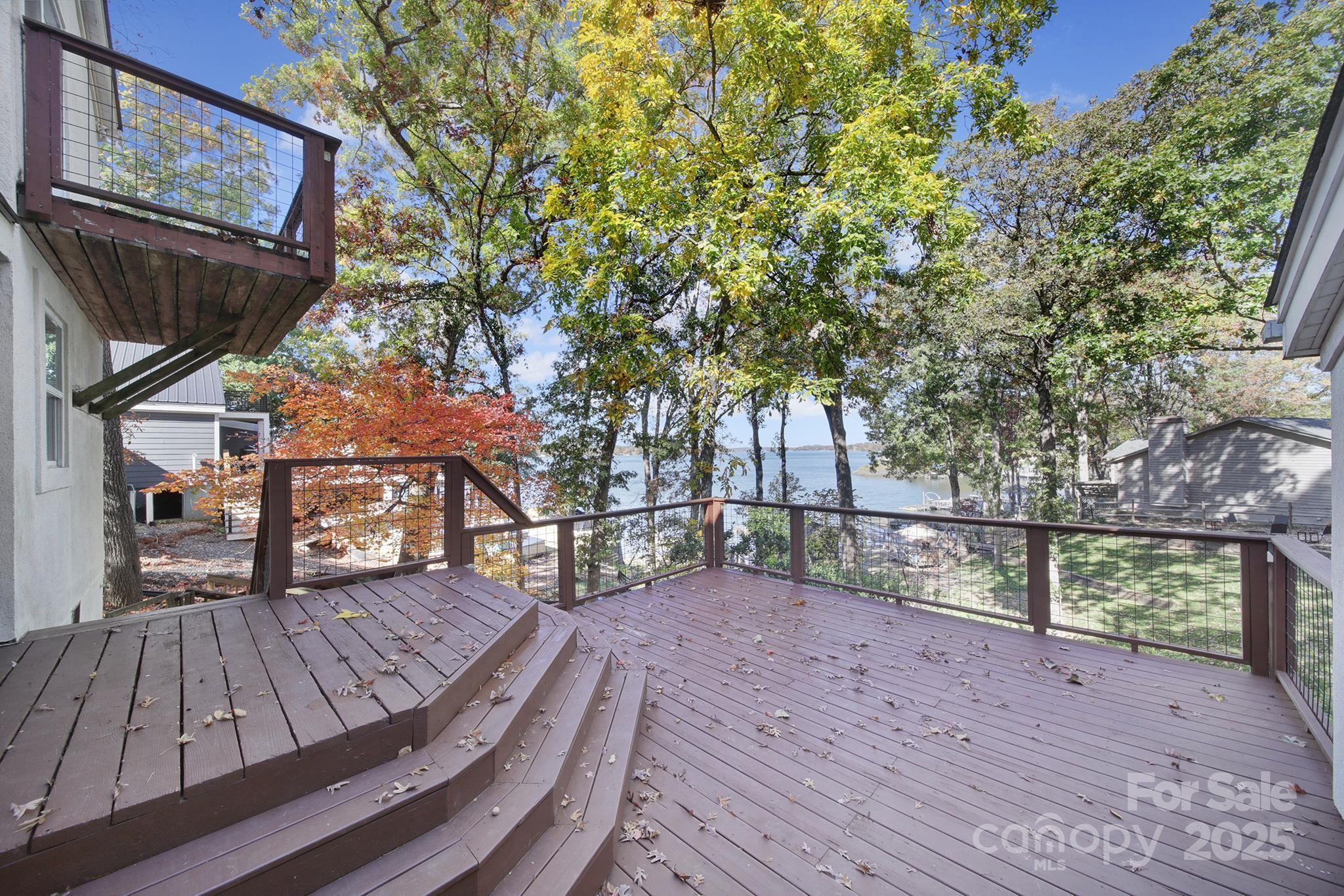 Tega Cay - Residential