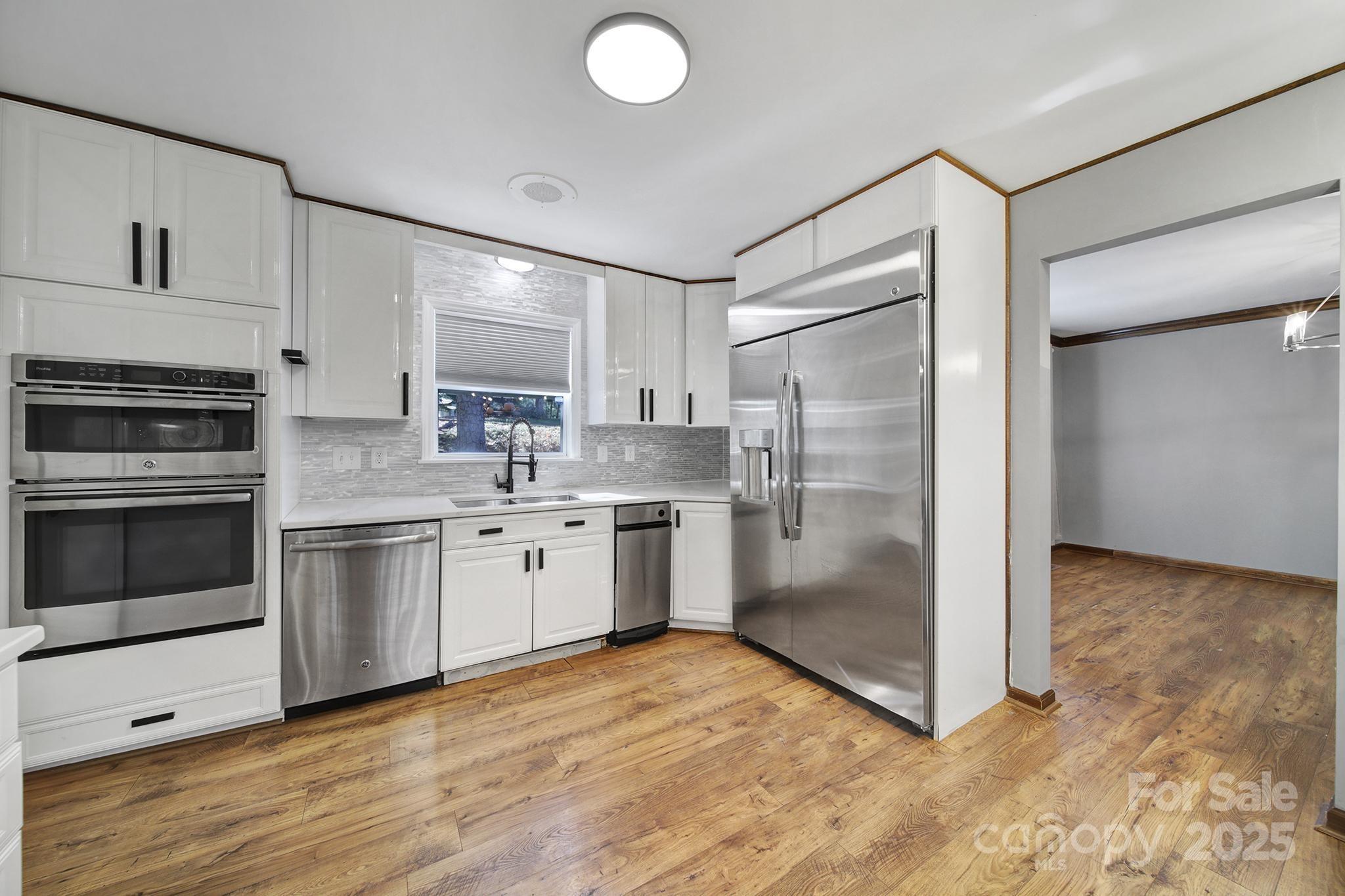 Tega Cay - Residential