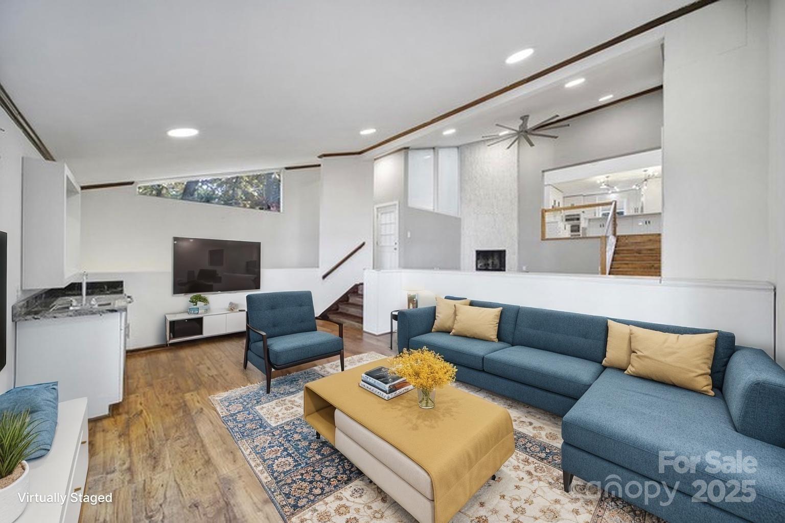 Tega Cay - Residential