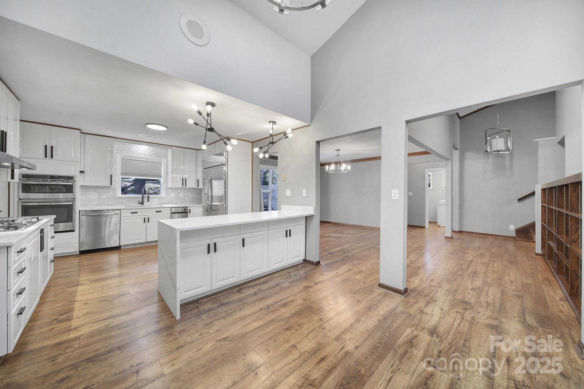 Tega Cay - Residential