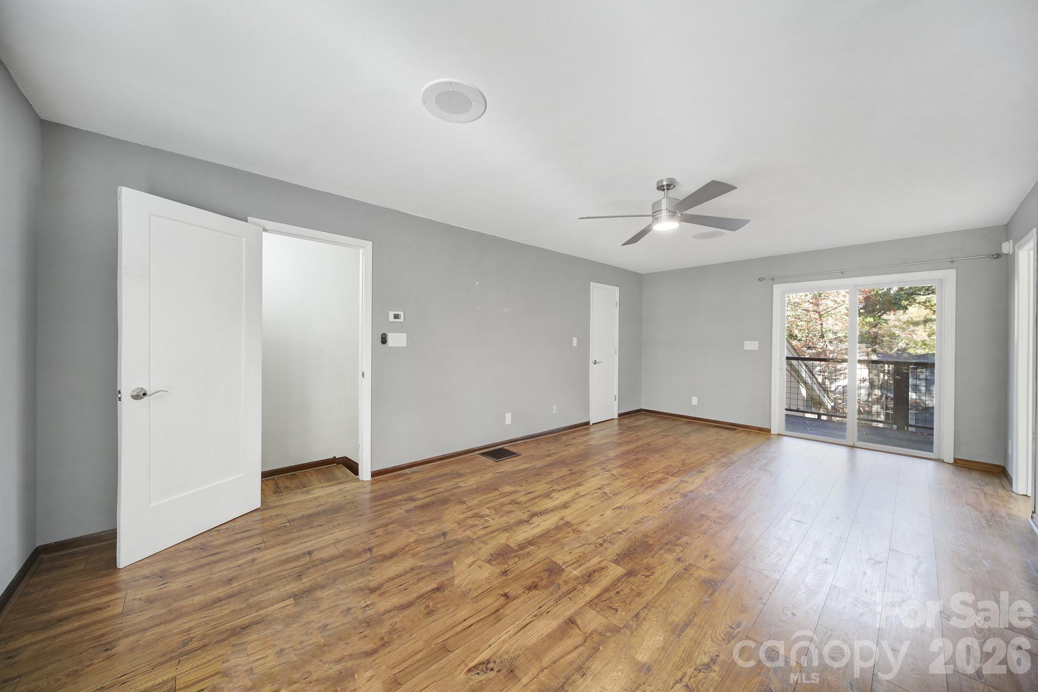 Tega Cay - Residential