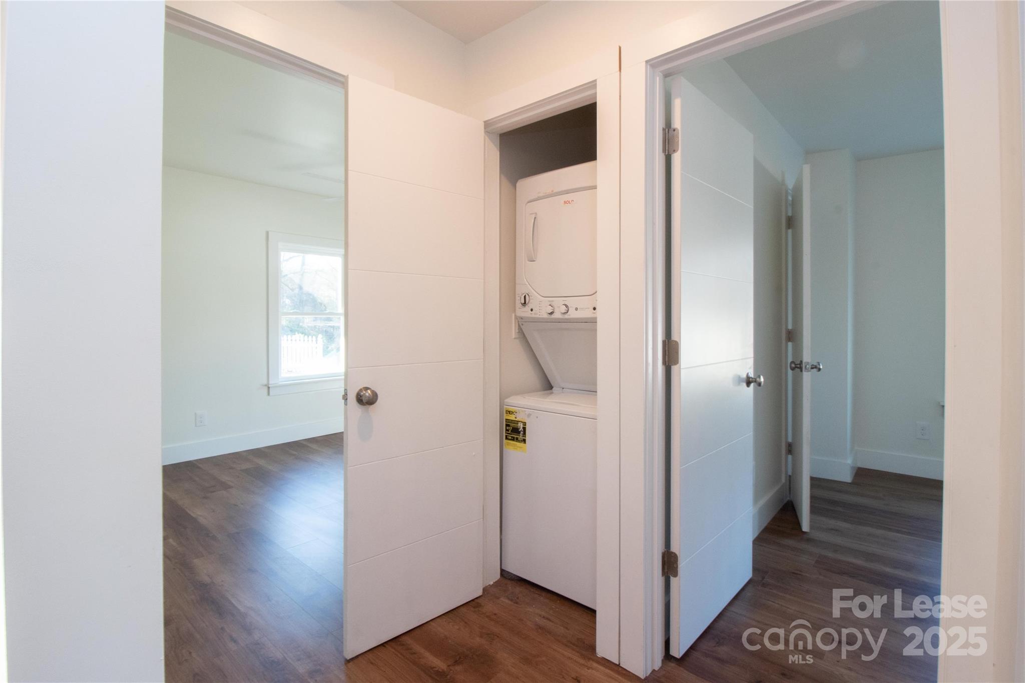 Oakland - Residential Lease