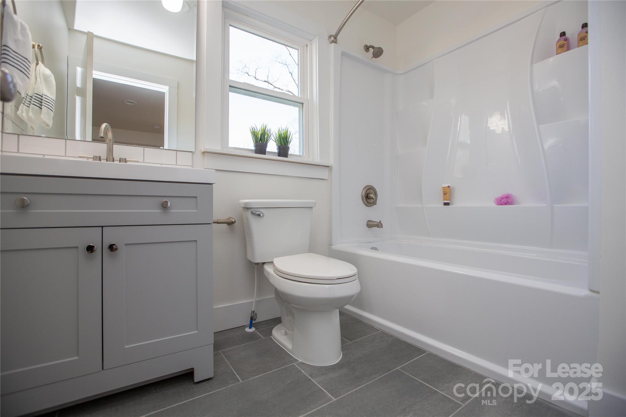Oakland - Residential Lease