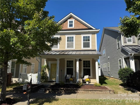 Photo of 13141 Heath Grove Drive, Huntersville, NC 28078 (MLS # 4432517)