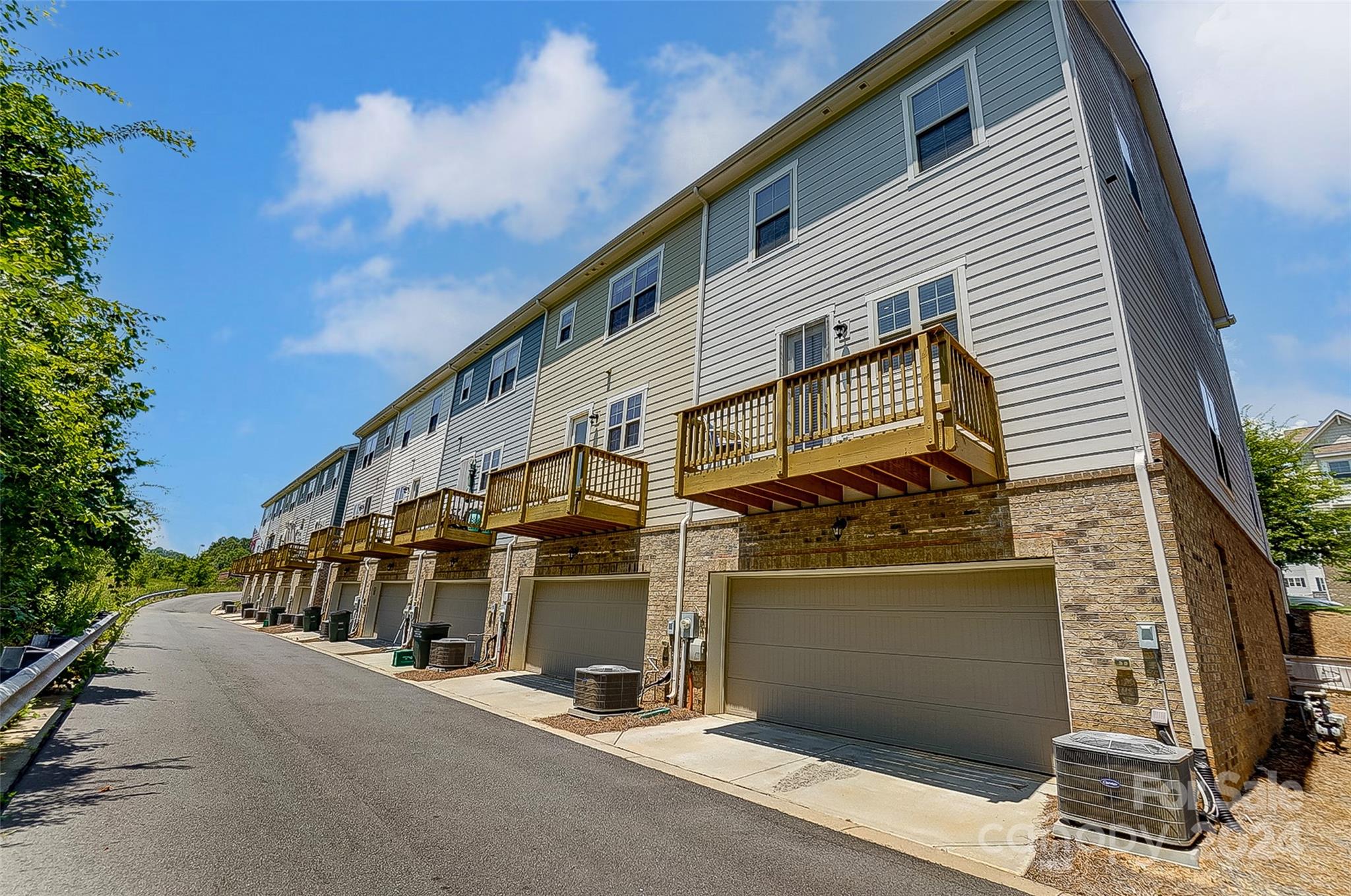 Hadley at Arrowood Station - Residential