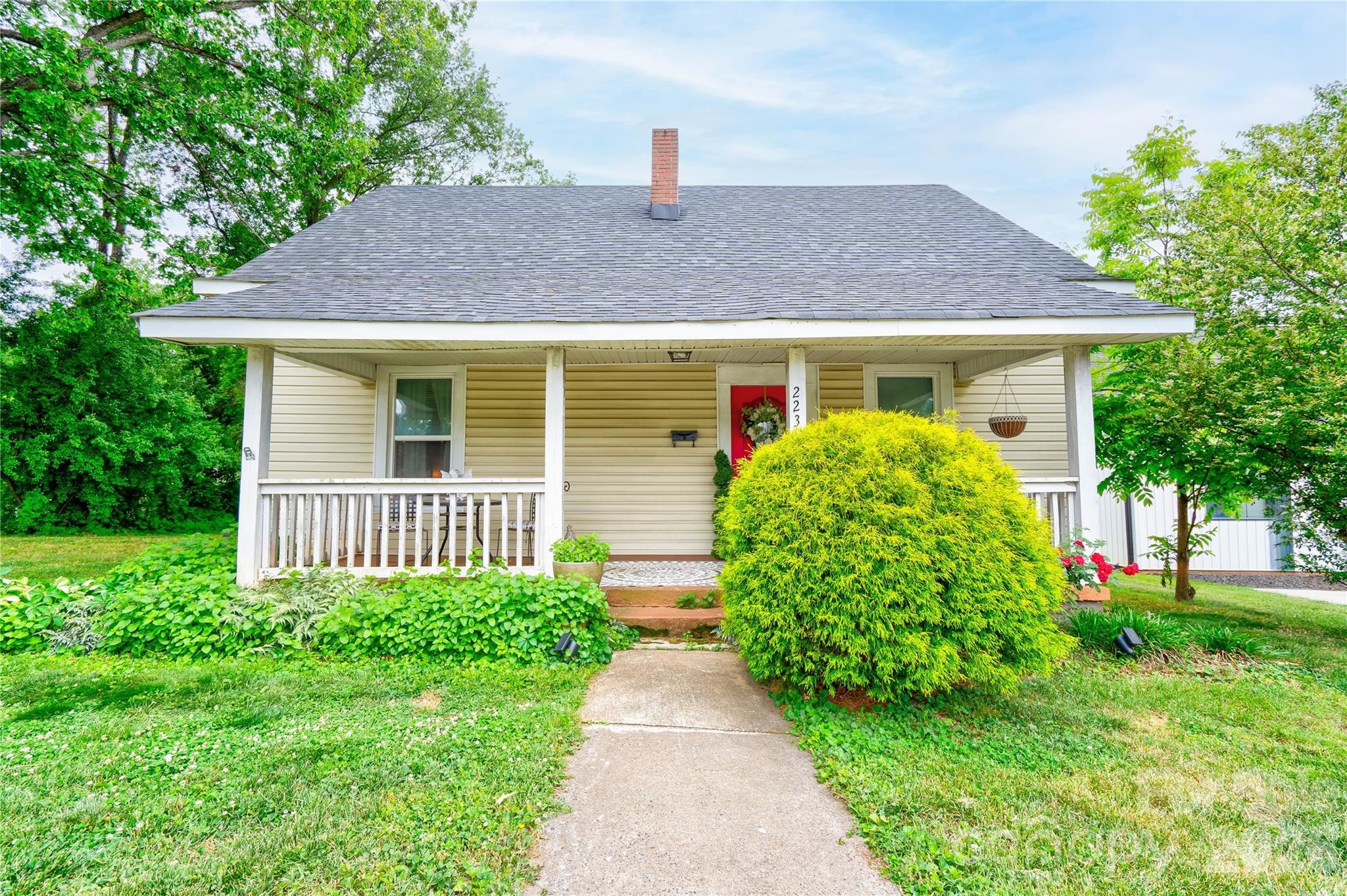 223 Waco Road