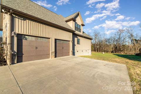 A home in Mt Ulla