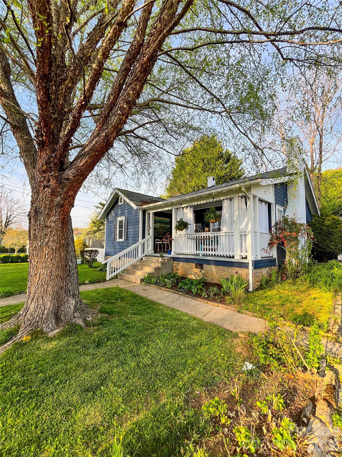 271 Brook Street, Waynesville, NC, 28786