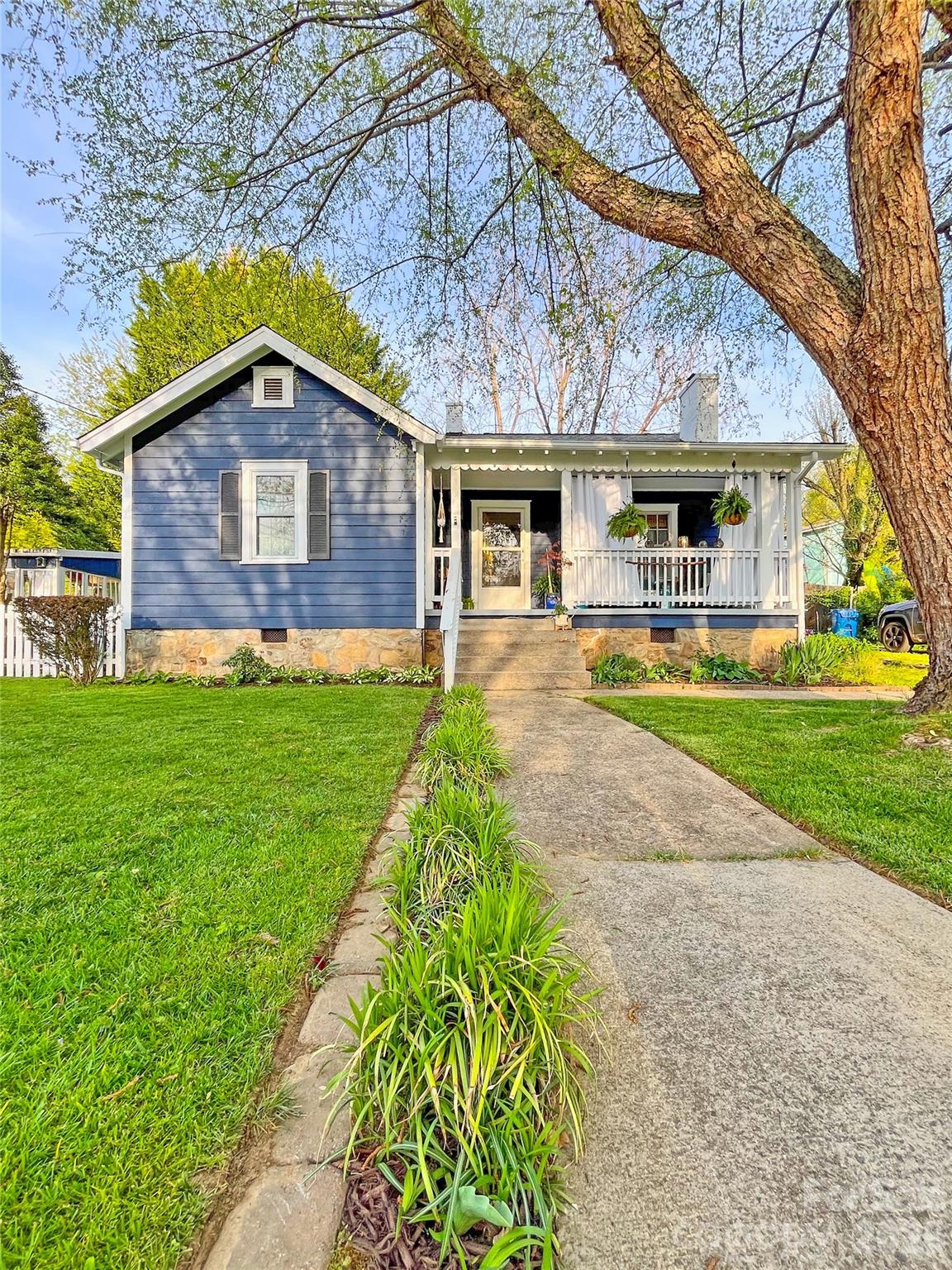 271 Brook Street