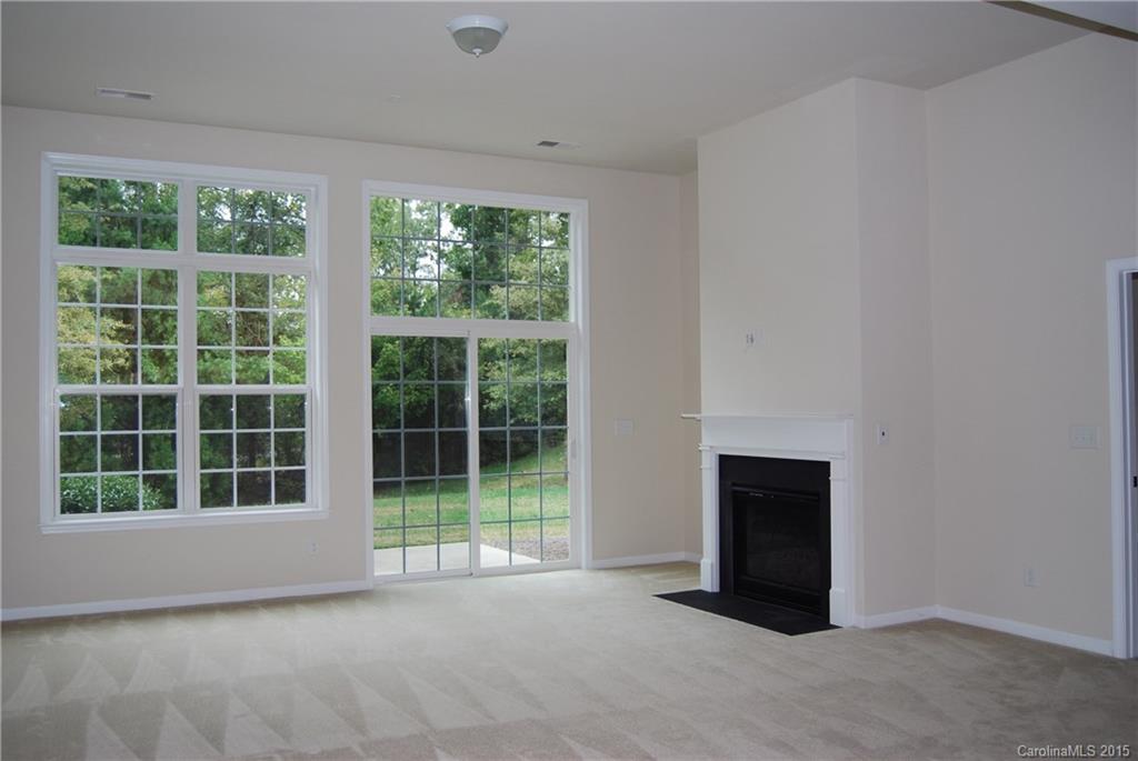 Lake Shore On Lake Wylie - Residential