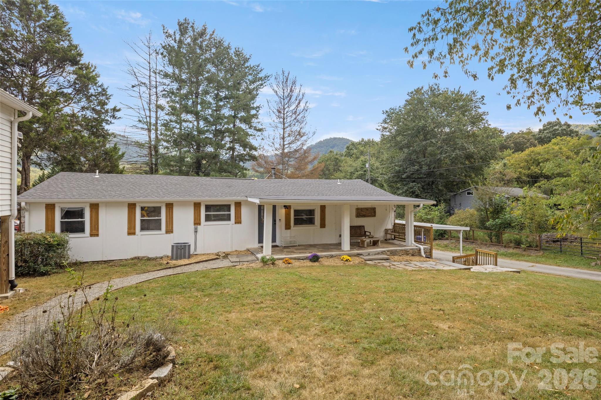 28 Long Cove Road
