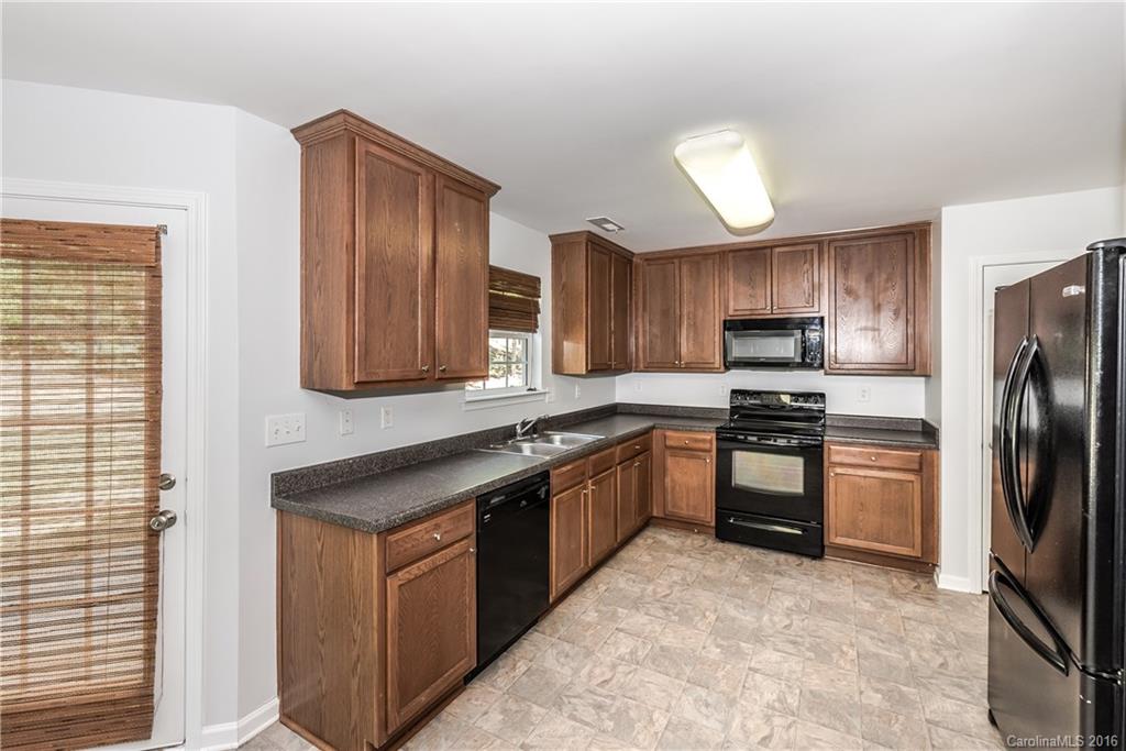 Sandy Pointe - Residential