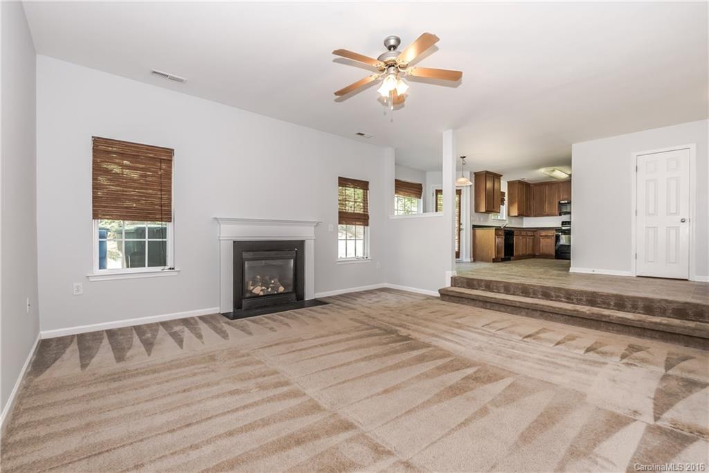 Sandy Pointe - Residential