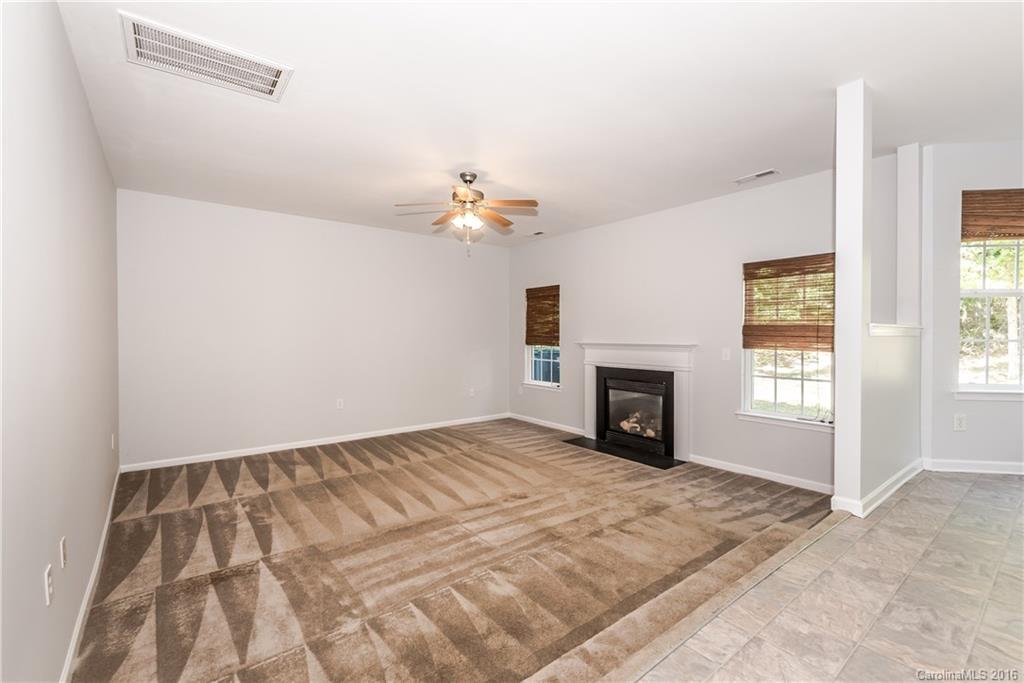 Sandy Pointe - Residential