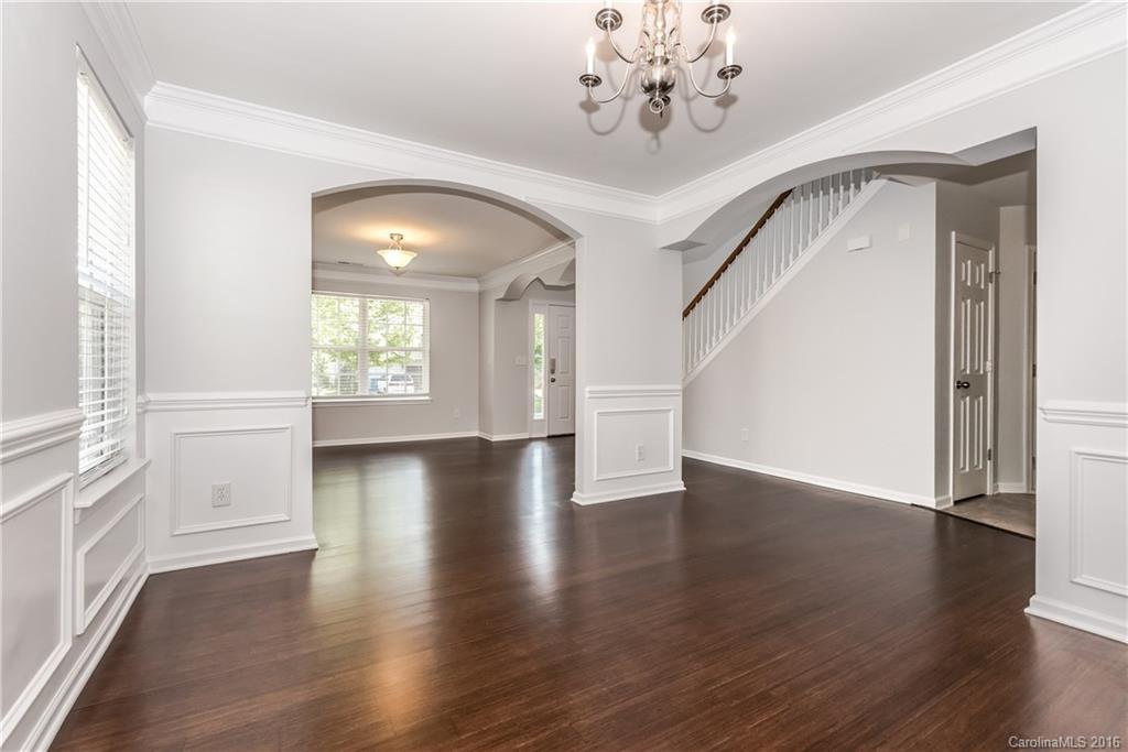 Sandy Pointe - Residential