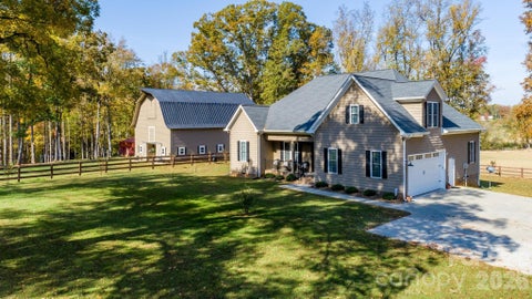 Photo for 1579 Jennings Road