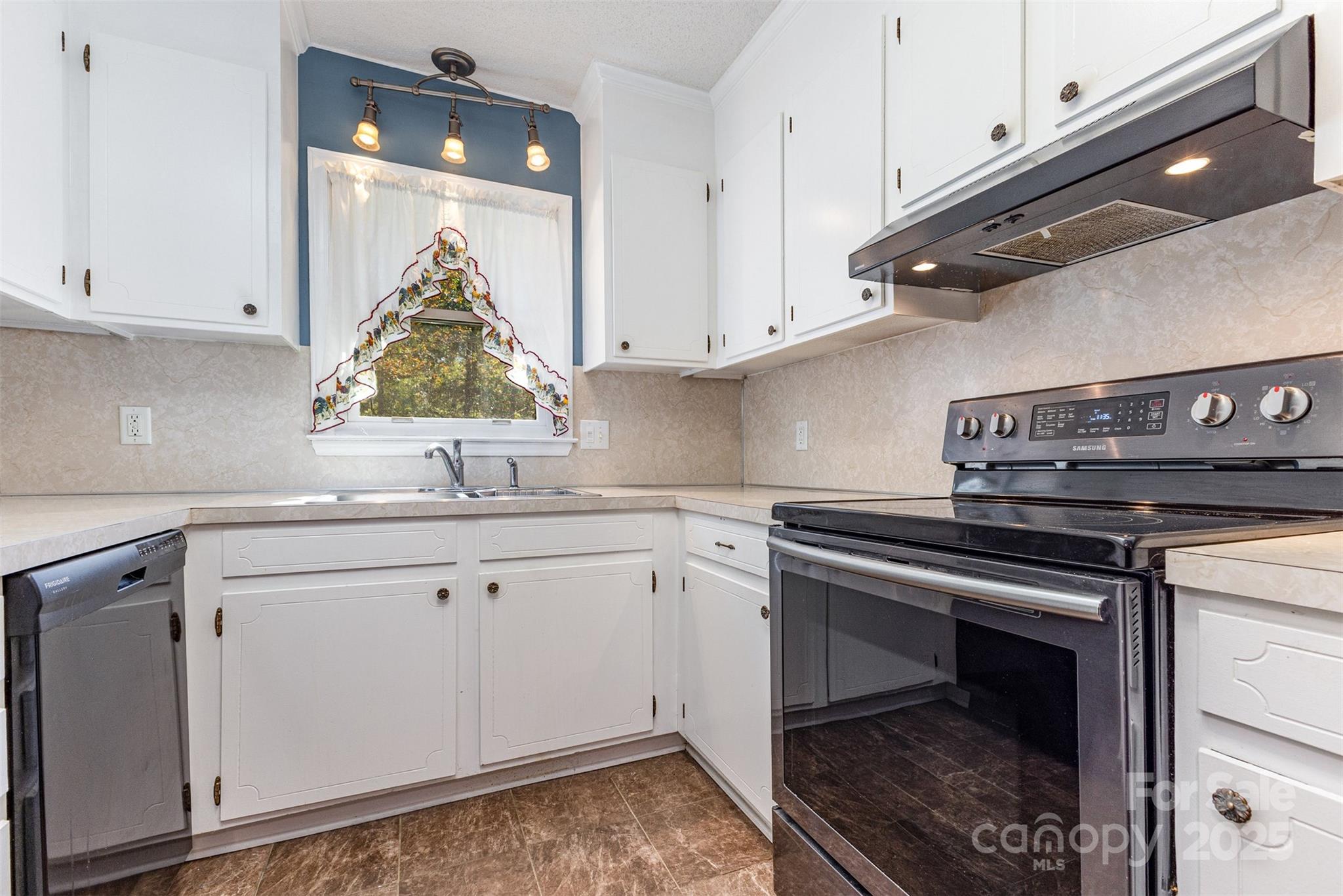 Ashebrook Villas - Residential